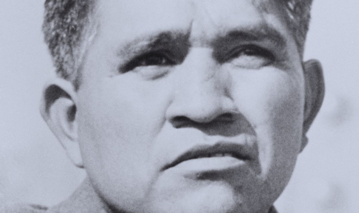 Gettyimages - 	515256772, Ira Hayes Ira Hayes, a Pima, was one of the men who raised the American flag on Mount Suribachi on Iwo Jima.