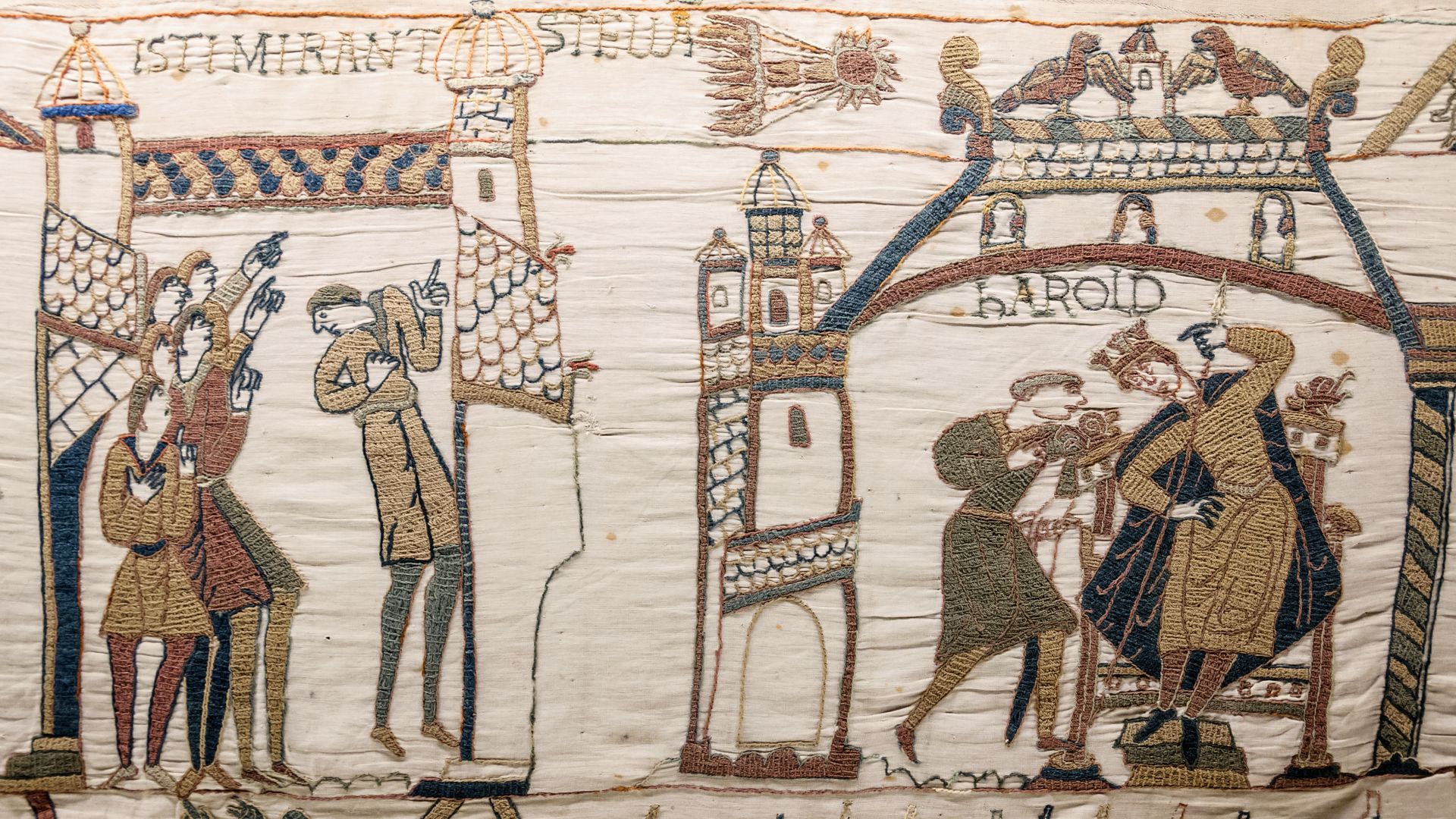 File:Bayeux Tapestry 32-33 comet Halley Harold.jpg