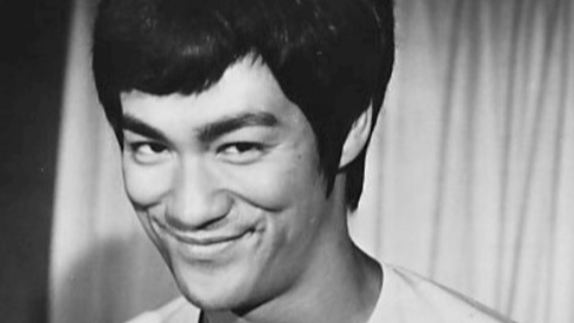 File:Bruce Lee 1973.jpg