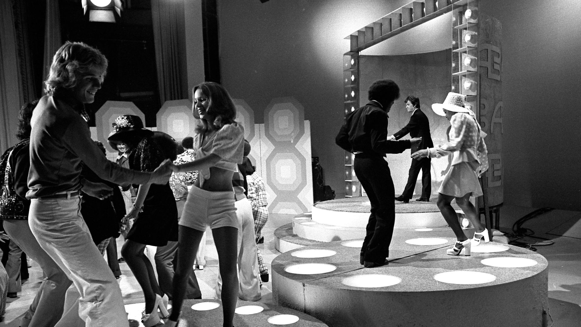 File:American Bandstand 1973.jpg