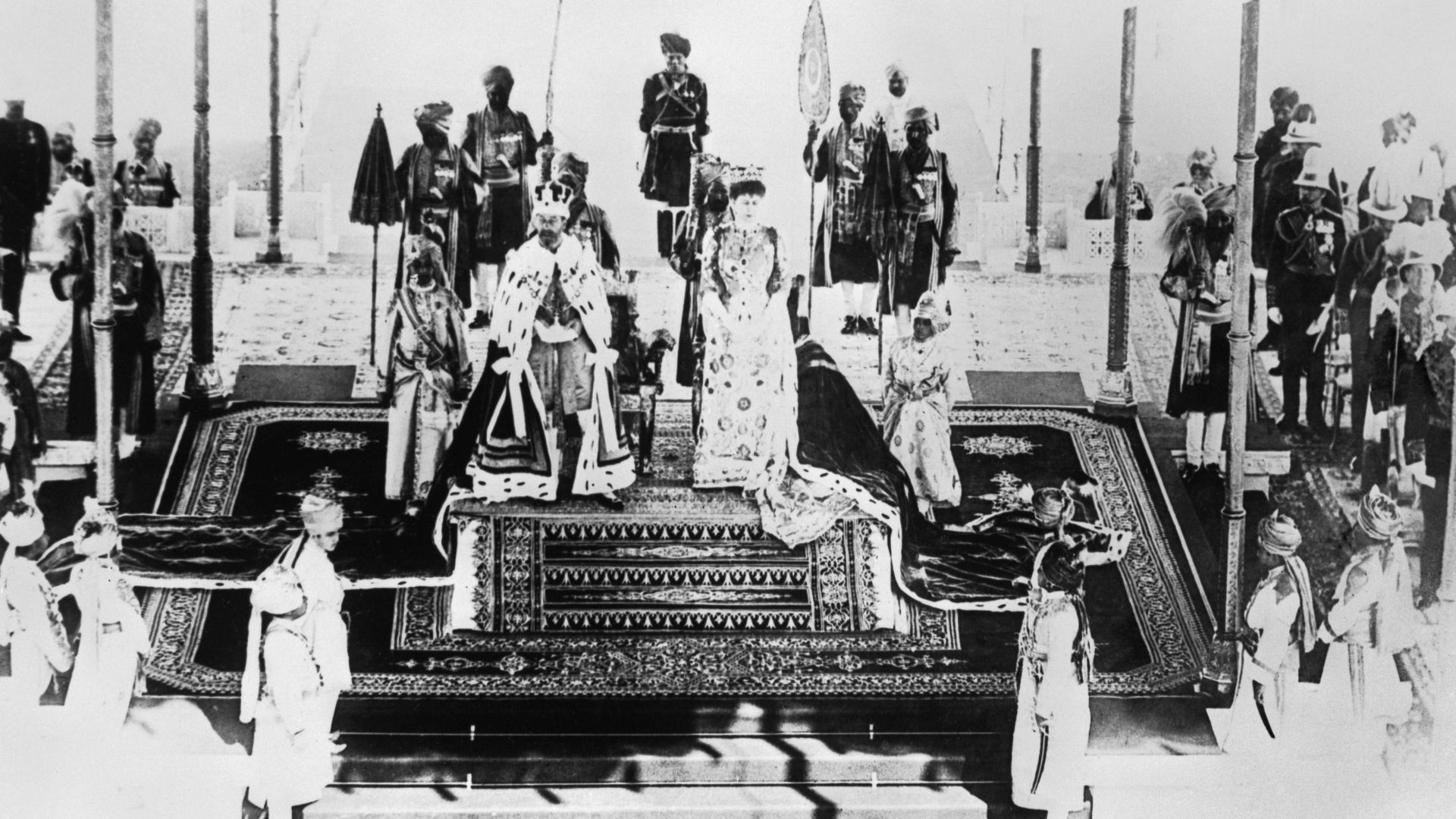 File:India Before the First World War; George V and Queen Mary at Delhi Durbar Q107150.jpg