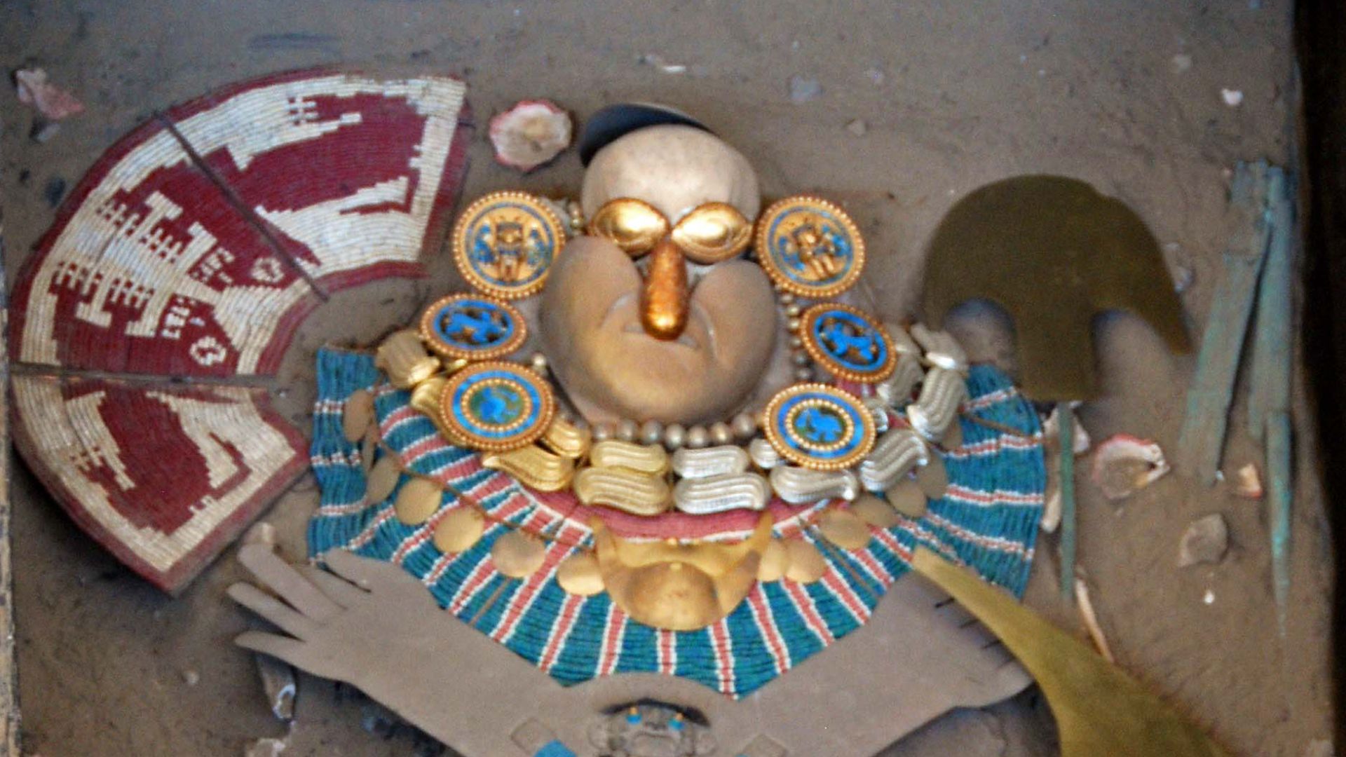 File:Señor de Sipan (Detalle).jpg