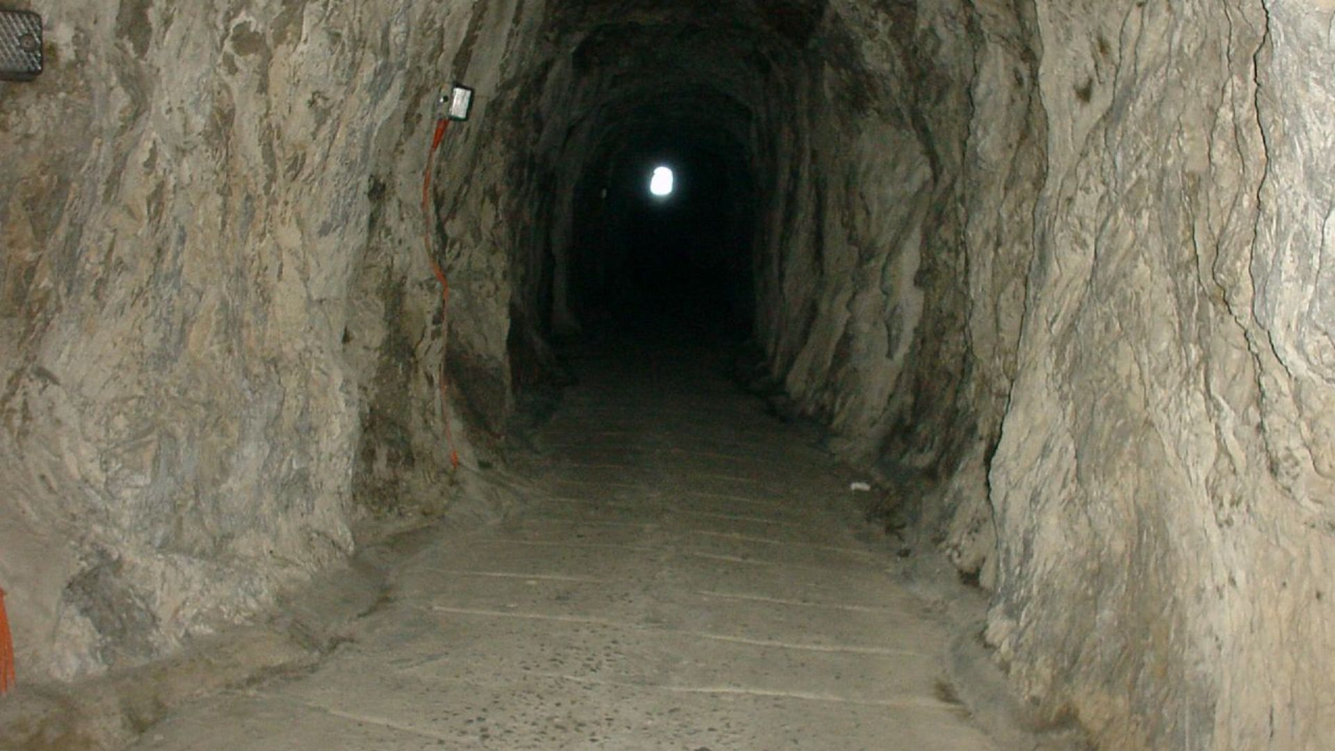 File:Great Siege Tunnels.jpg