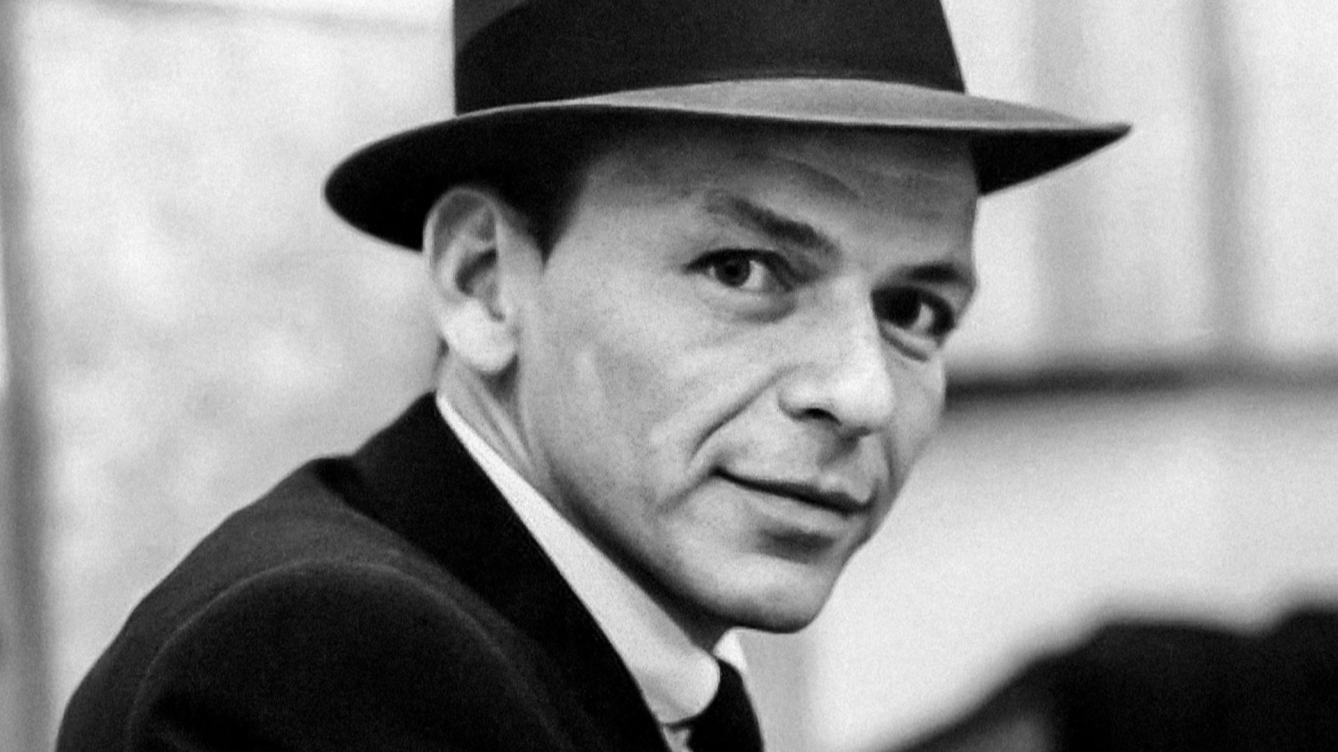 File:Frank Sinatra (1957 studio portrait close-up).jpg
