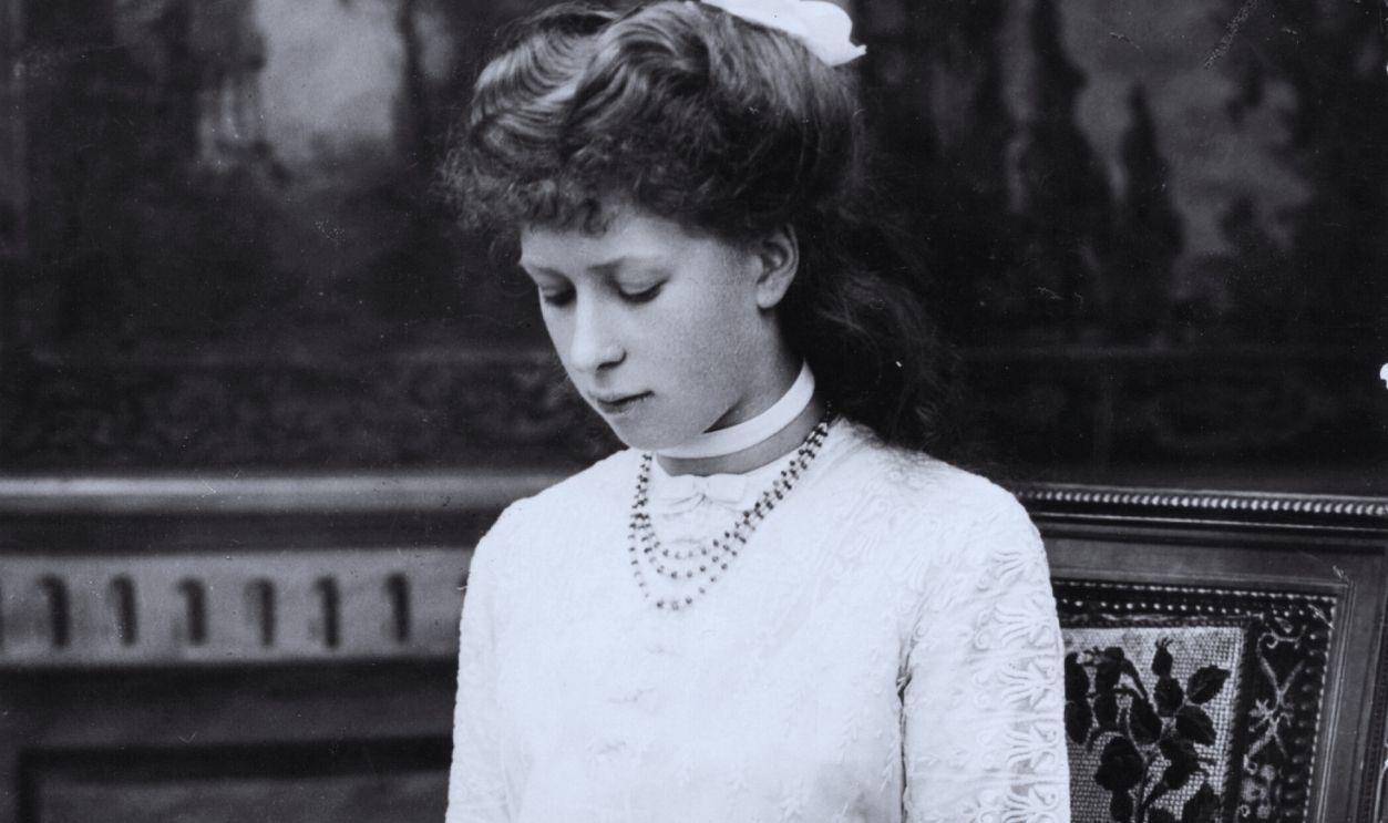 Gettyimages - 3305268, Mary Princess Royal circa 1912: Mary, Princess Royal, (1897 - 1965), later Countess of Harewood, only daughter of King George V, in her confirmation dress. The confirmation took place on March 16th.