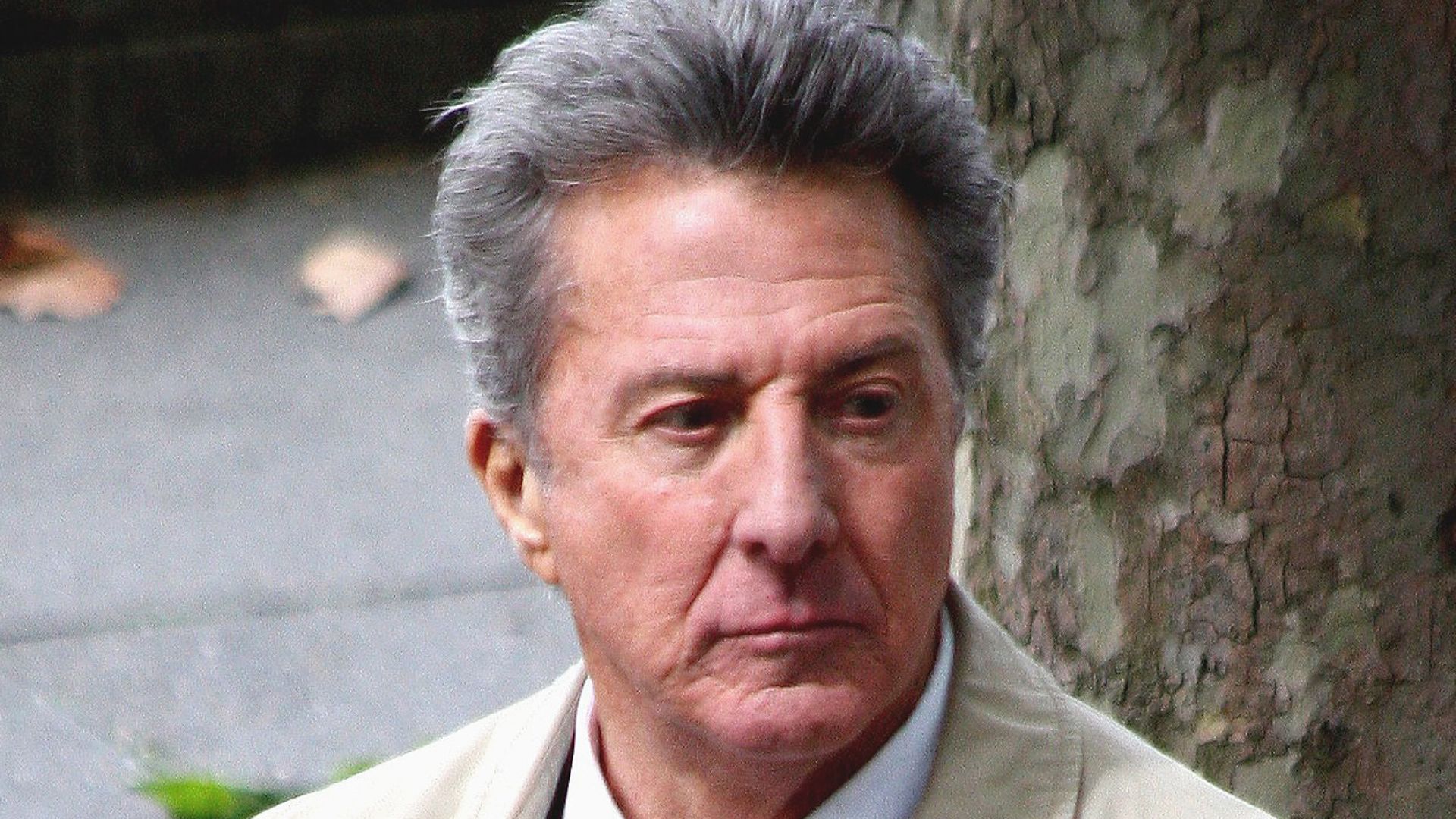 File:Dustin Hoffmann 2009 2.jpg