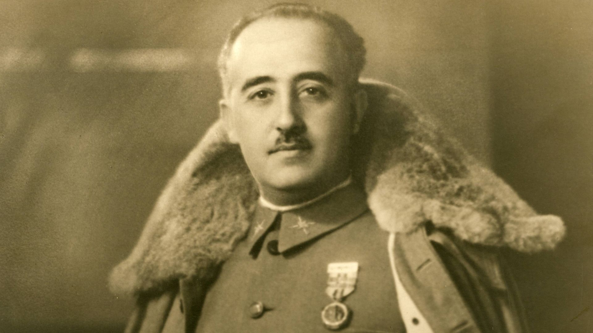 File:Francisco Franco 1930.jpg
