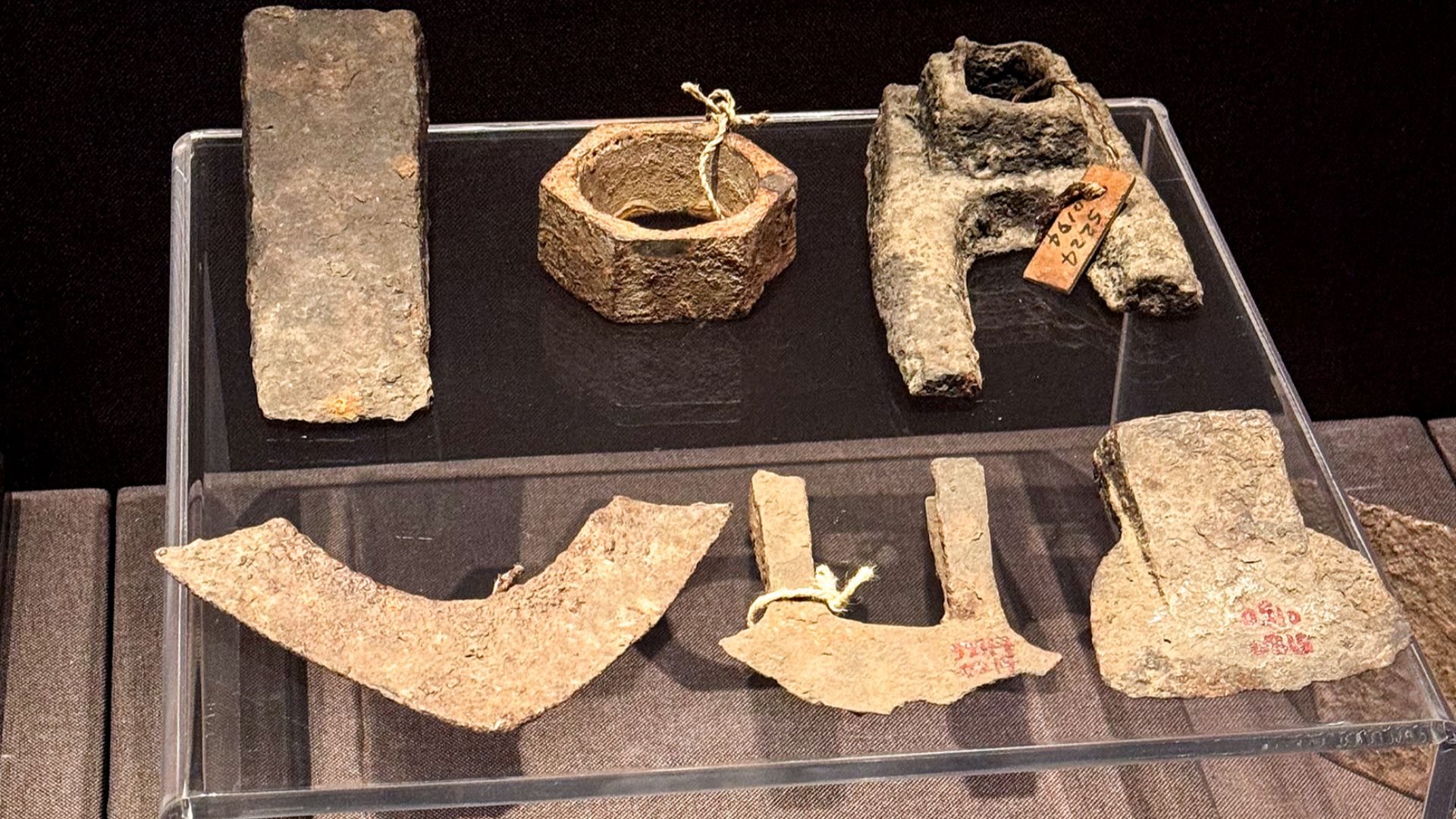 File:20241018 Iron Tools from Guxing Iron Smelting Site.jpg