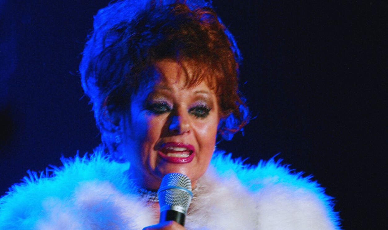 Gettyimages - 2289016, Tammy Faye Tastes New York Tammy Faye performs during 