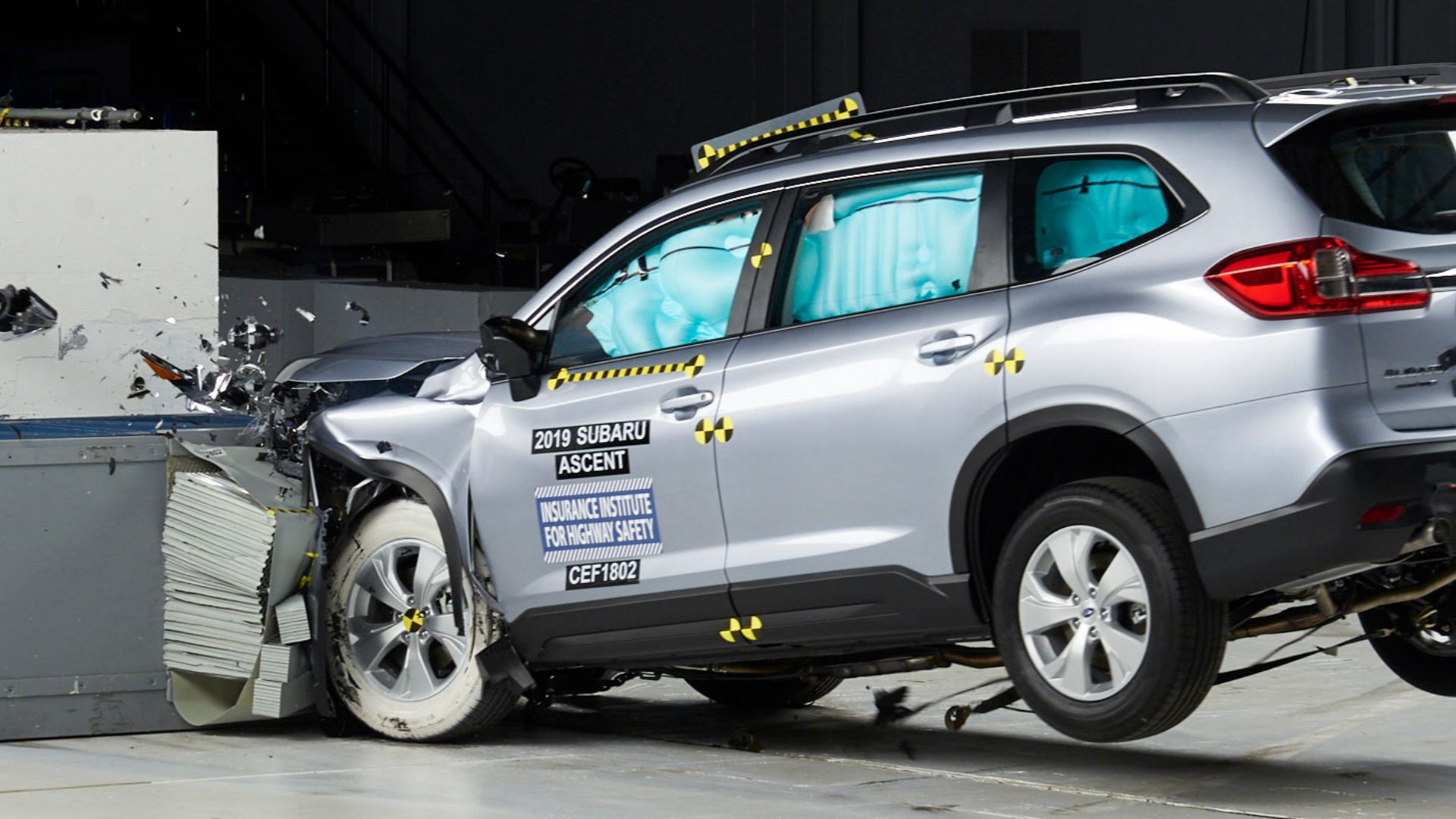 Crash test of a 2019 Subaru Ascent at the Insurance Institute for Highway Safety.