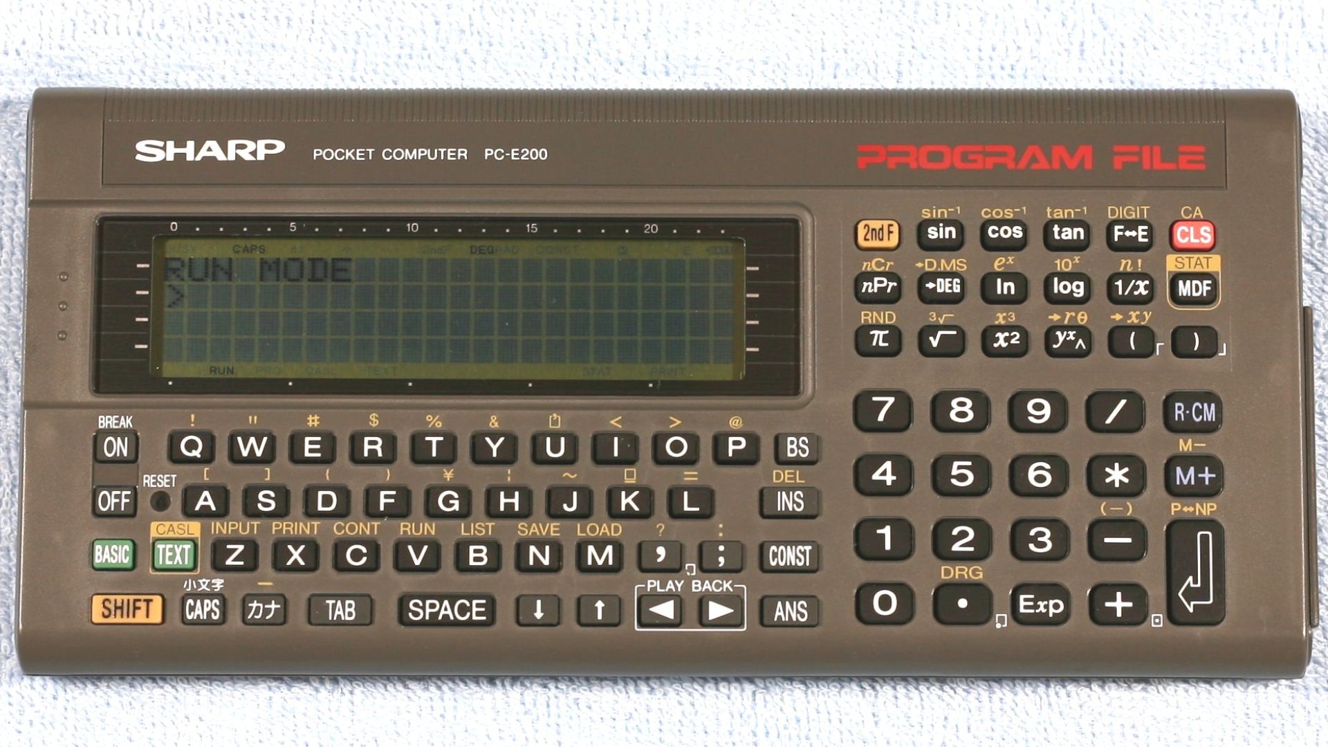 SHARP PC-E200