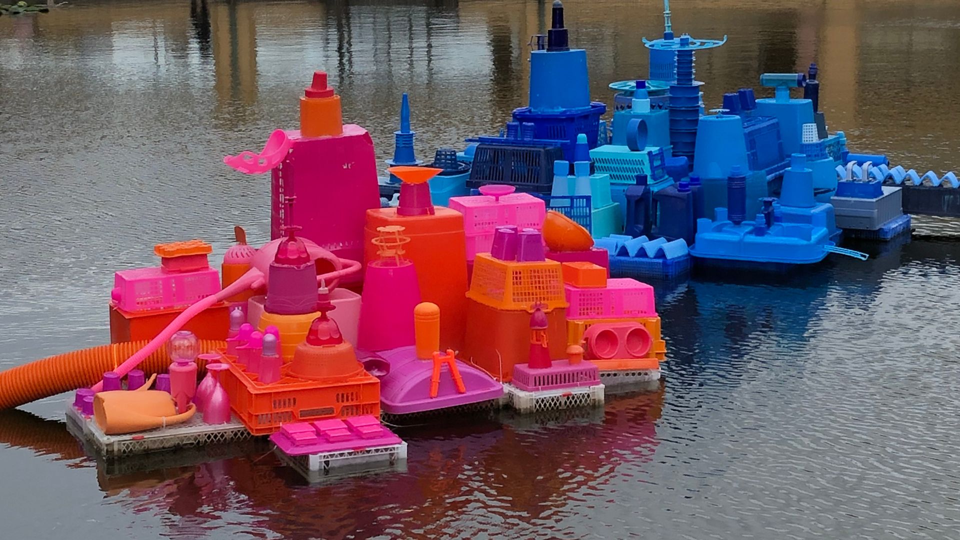 Floating cities by Carolien Adriaansche, 2020