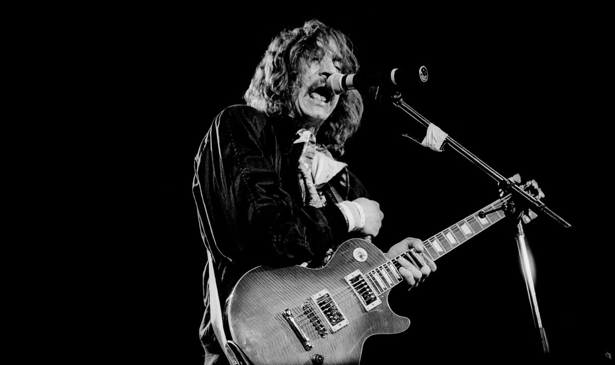 American Rock musician Joe Walsh plays guitar as he performs onstage at the Alpine Valley Music Theater, East Troy, Wisconsin, July 1, 1989. 
