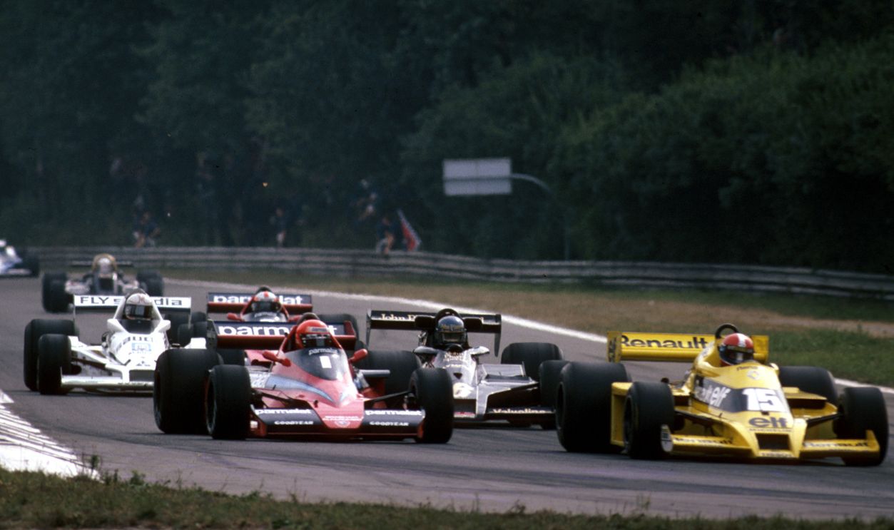 Formula 1, 1978 Italian Grand Prix, Monza, 10 September 1978, formation lap: Jean-Pierre Jabouille (Renault RS01), Niki Lauda (Brabham-Alfa Romeo BT46), Ronnie Peterson (Lotus-Ford 78), Alan Jones (Williams-Ford FW06), John Watson (Brabham-Alfa Romeo BT46).