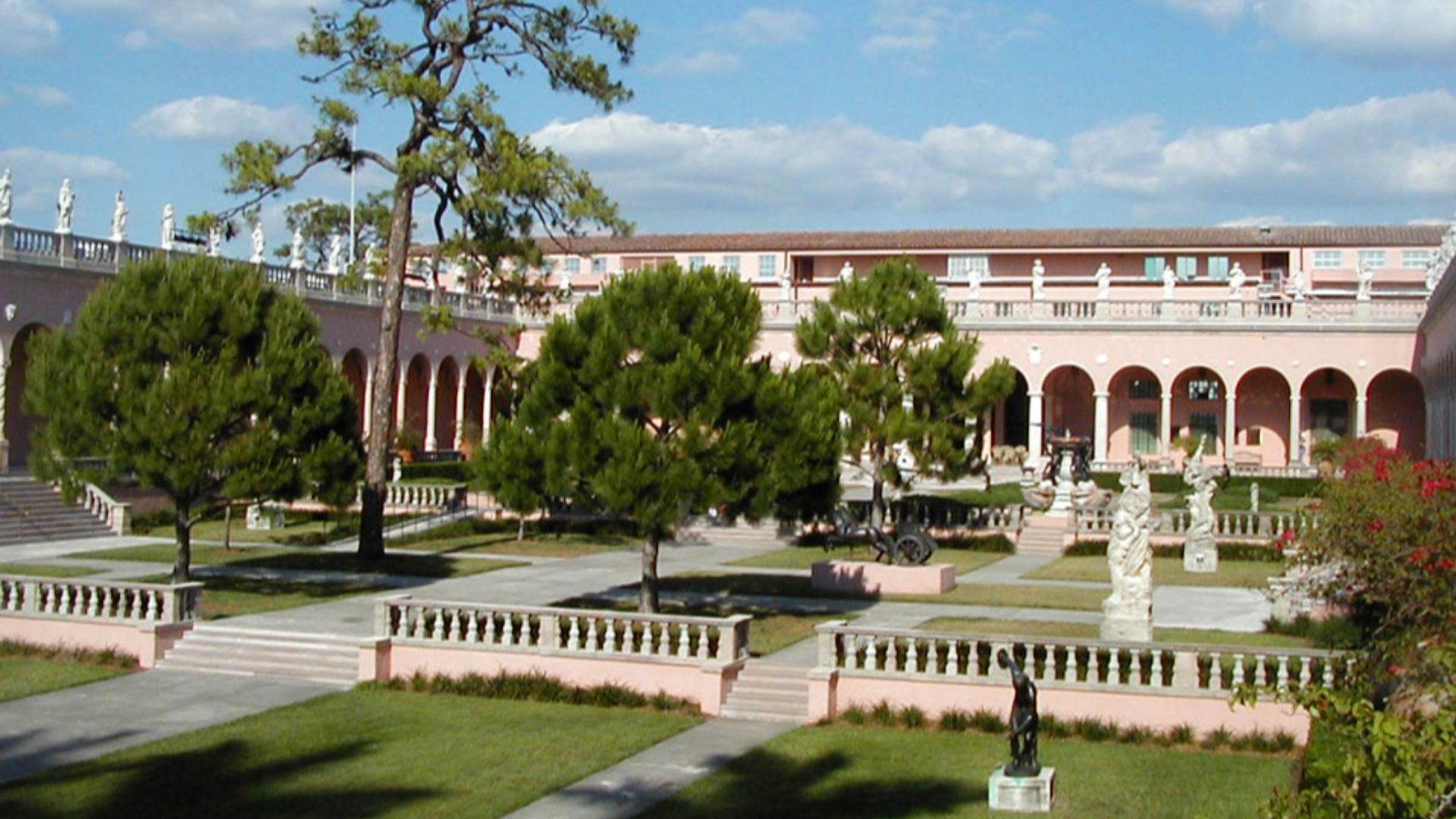 This is the courtyard of the John Ringling Museum in 2004. The trees have grown since then, and now the view is not as good.