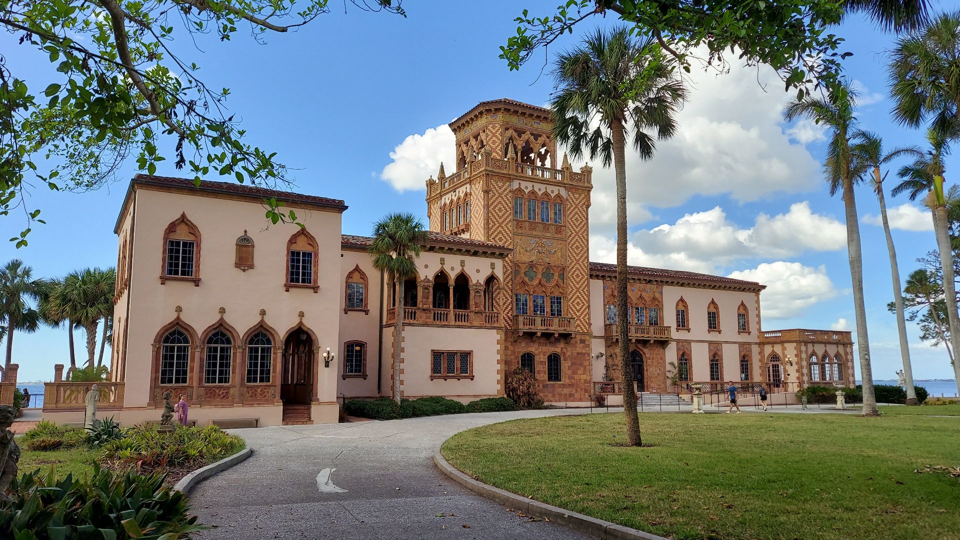 Front view of the Ca' d'Zan mansion from the approaching southwestern path.