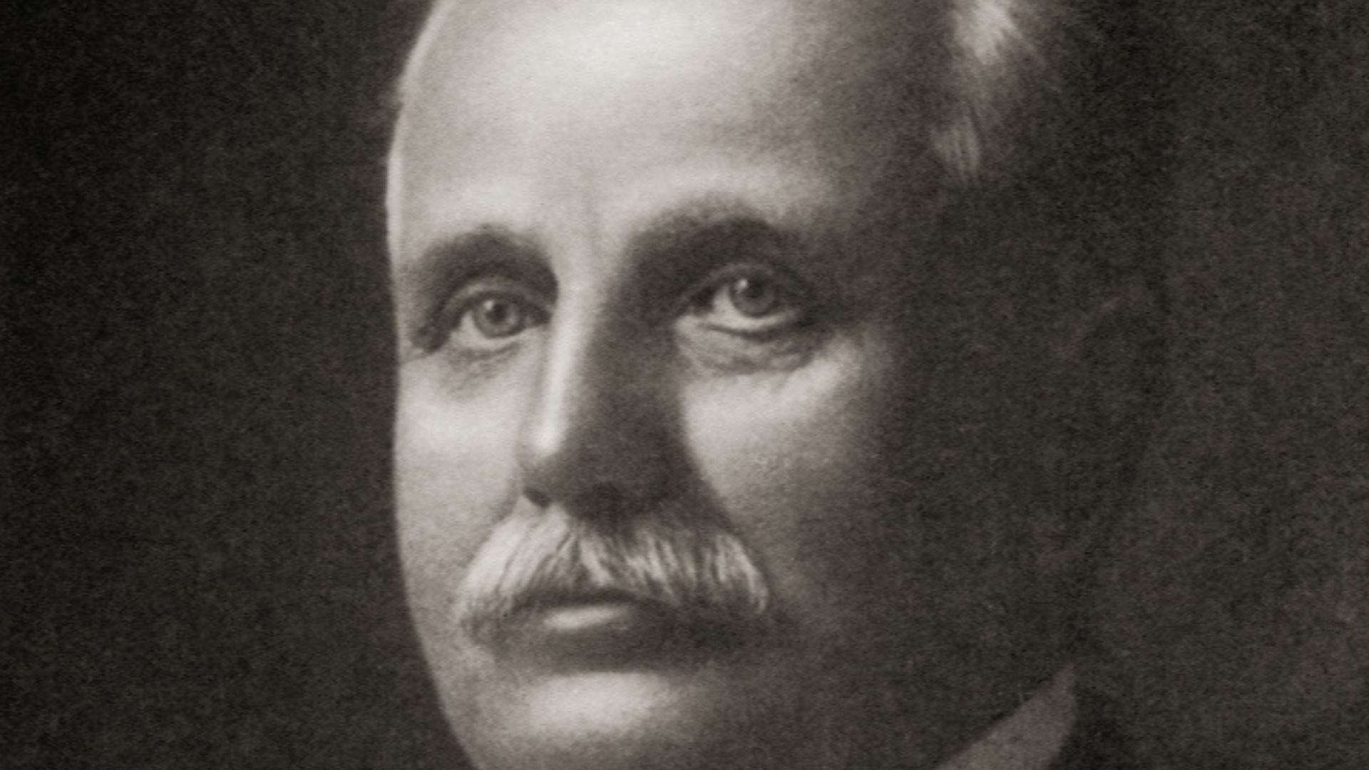Portrait photo of Frank Winfield Woolworth