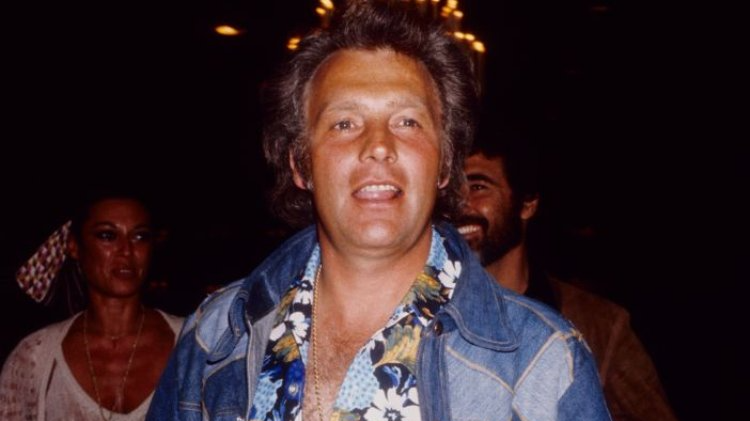 Evel Knievel at the Beverly Hills hotel in March 1976