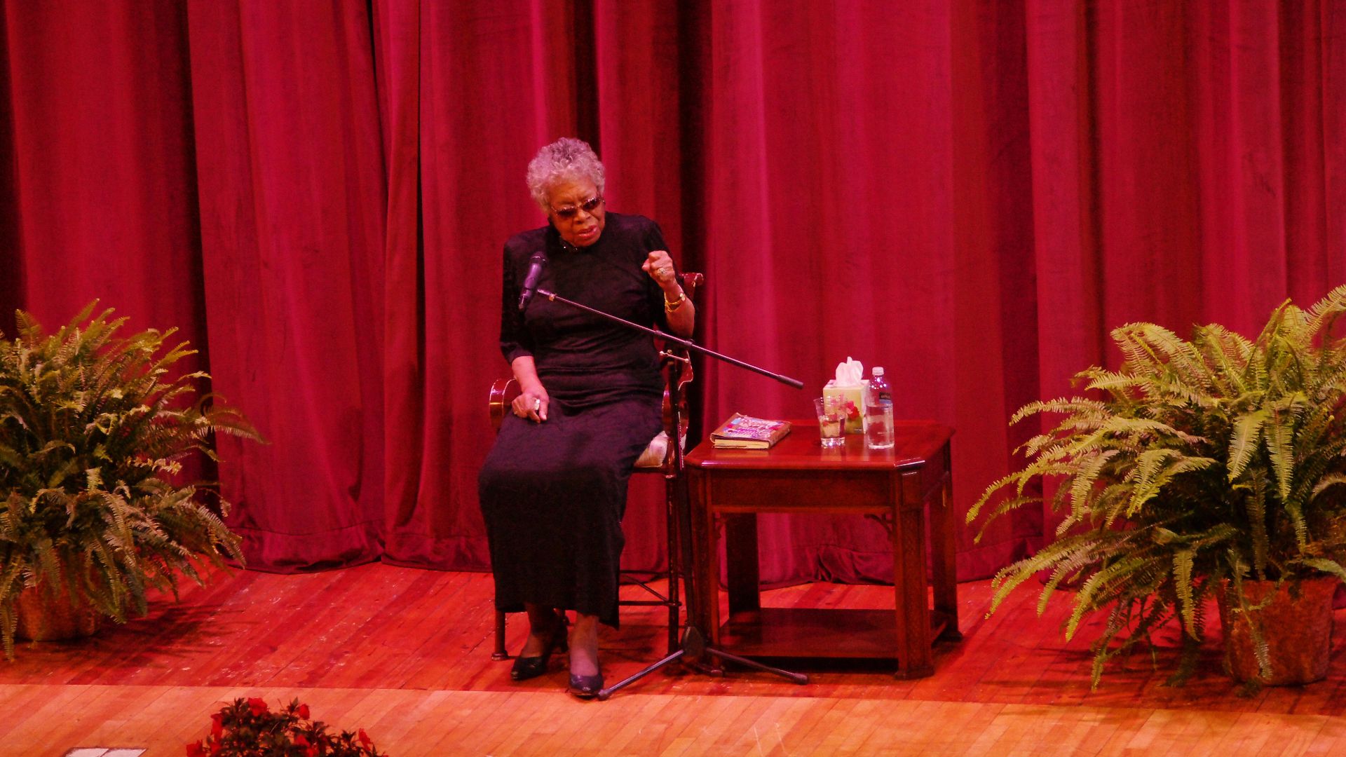 Poet and activist Maya Angelou speaking at Tennessee Technological University in Cookeville, Tennessee, United States