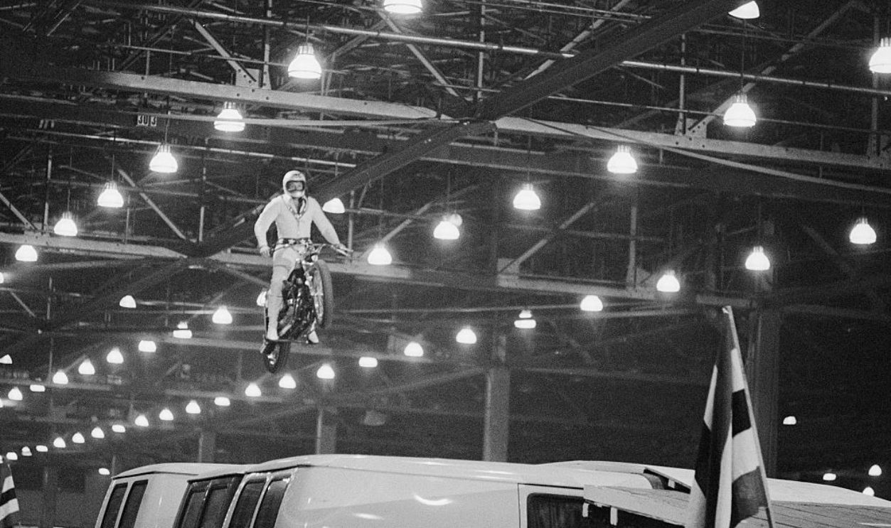 Evel Knievel Jumping Cars