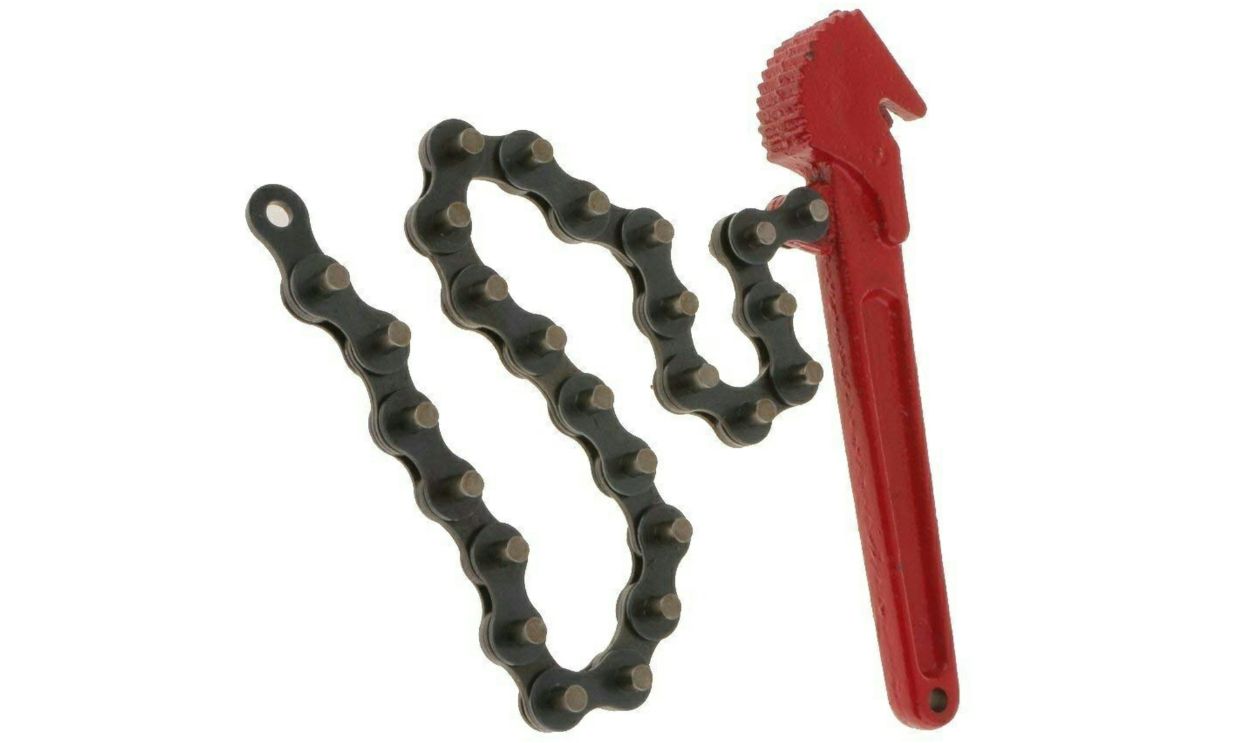 Shutterstock - 1174266685 - Chain pipe wrench isolated on white background.