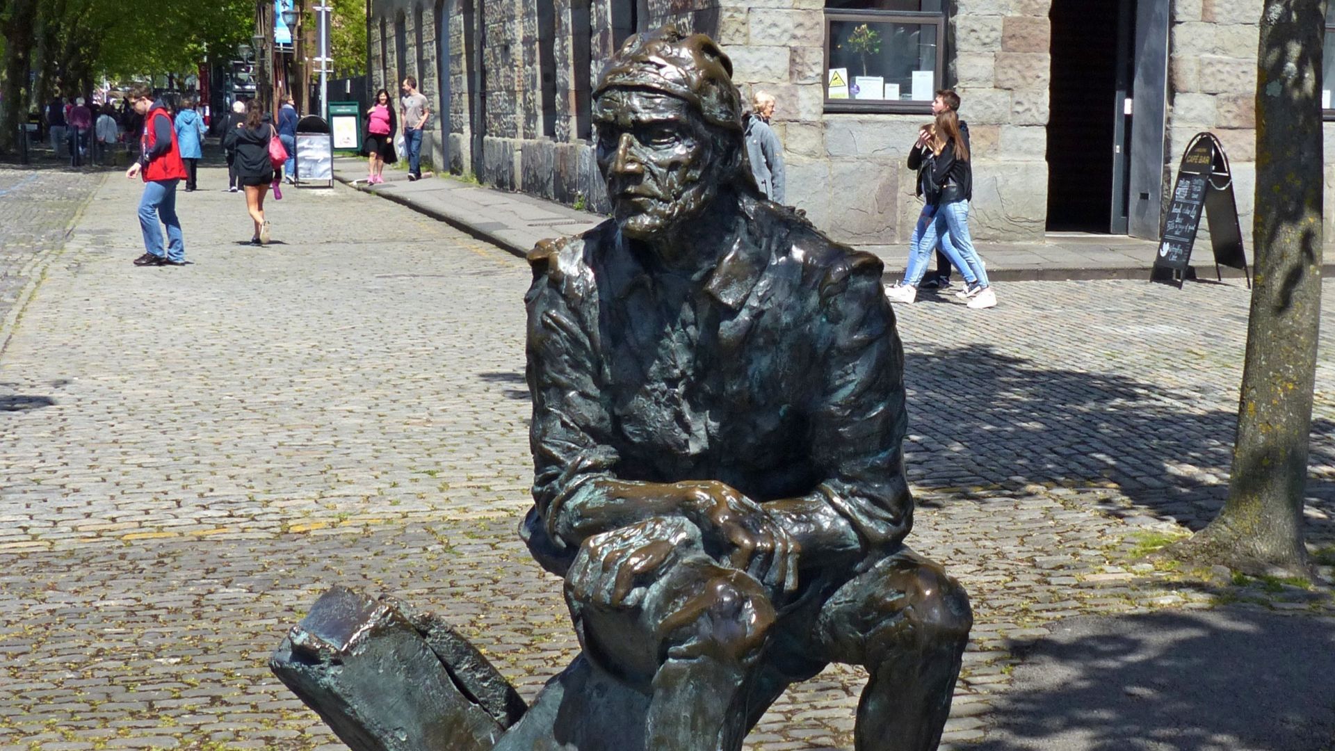 Statue of the Italian explorer John Cabot at the Arnolfini Gallery, Bristol Harbourside, England. His 1497 voyage from Bristol is the earliest-known European exploration of coastal North America.