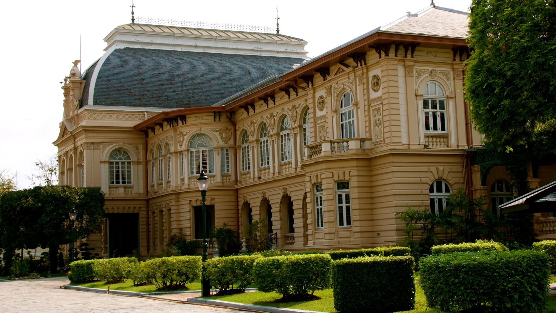 Boromphiman Palace, Grand Palace, Bangkok, Thailand