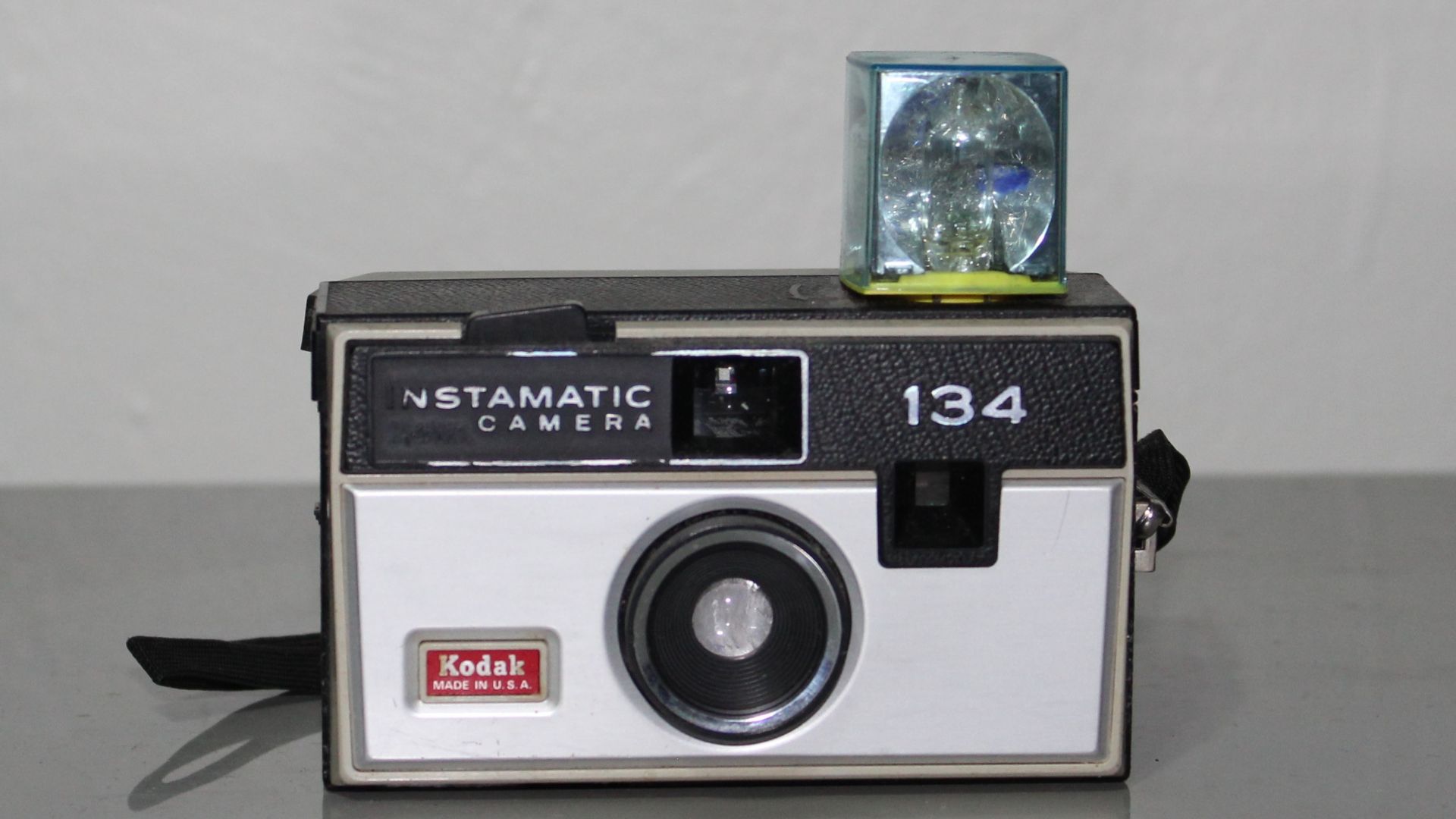 Kodak 134 Instamatic Camera With Flashcube