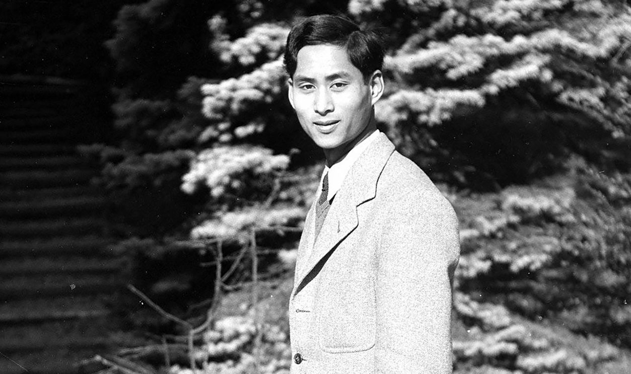 Ananda Mahidol 2238484598