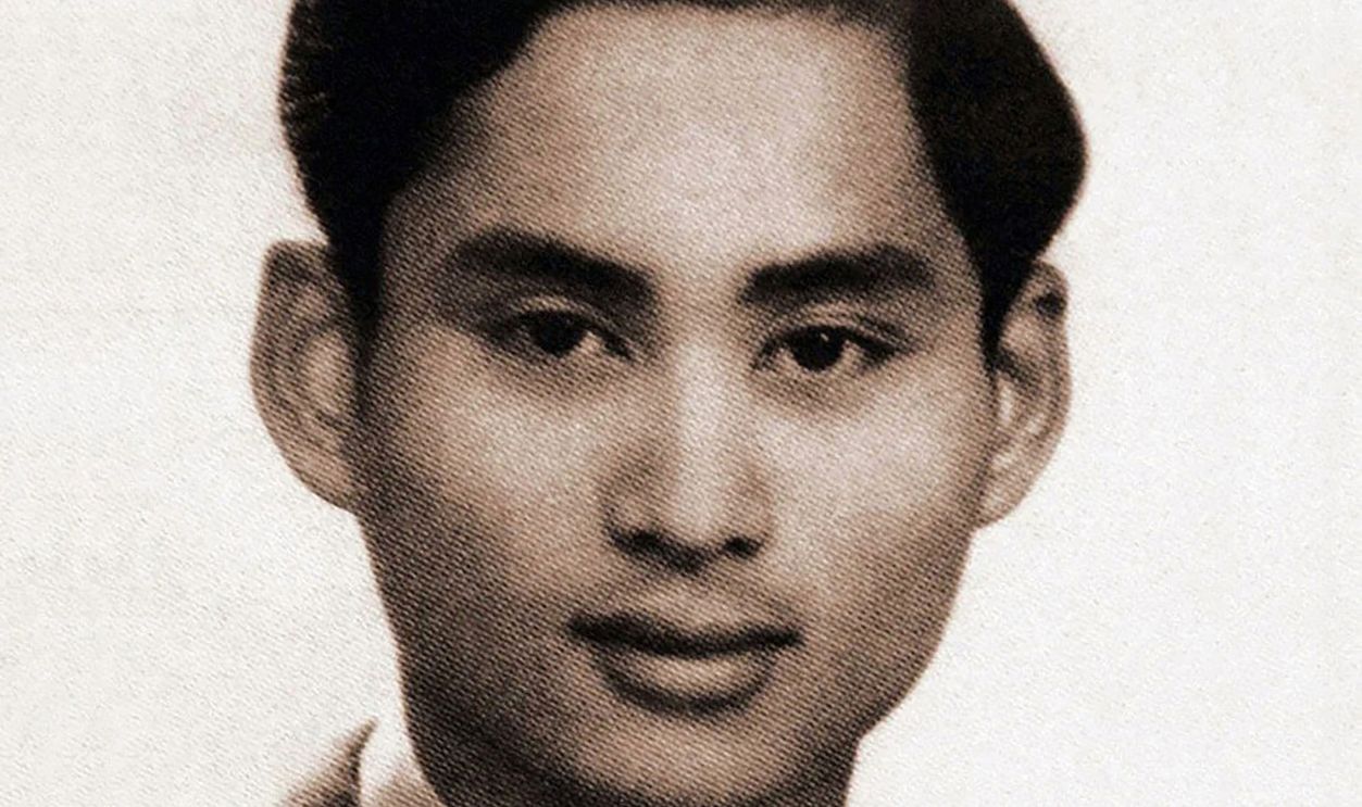 Ananda Mahidol 2238484568