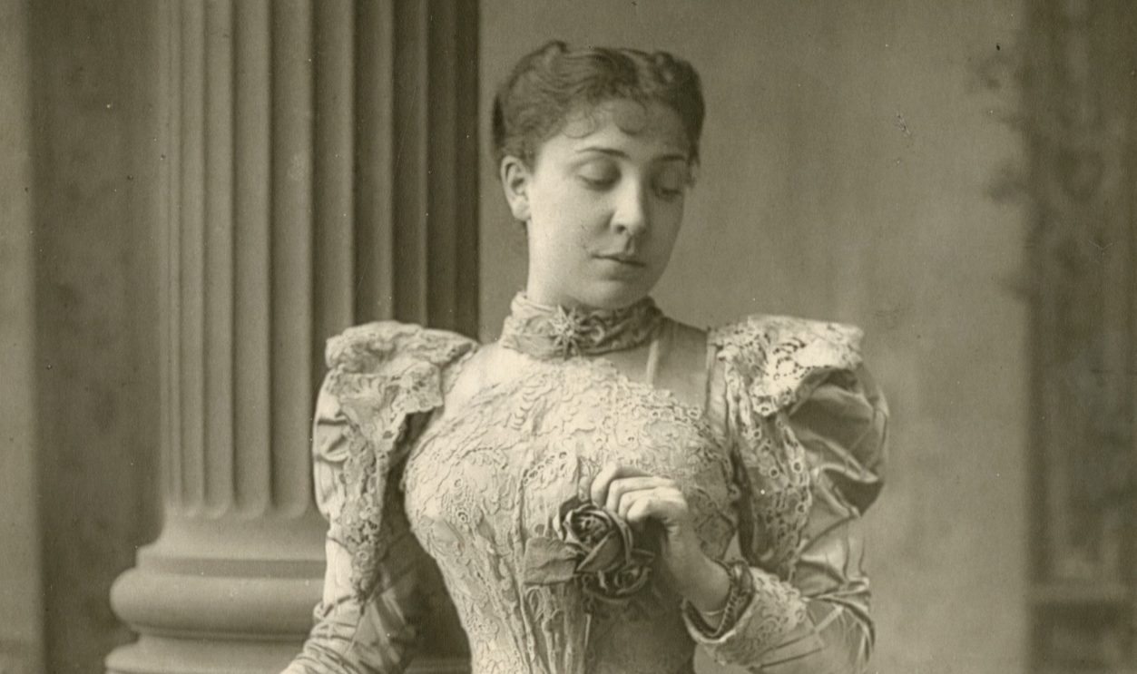  Olga Nethersole, actress