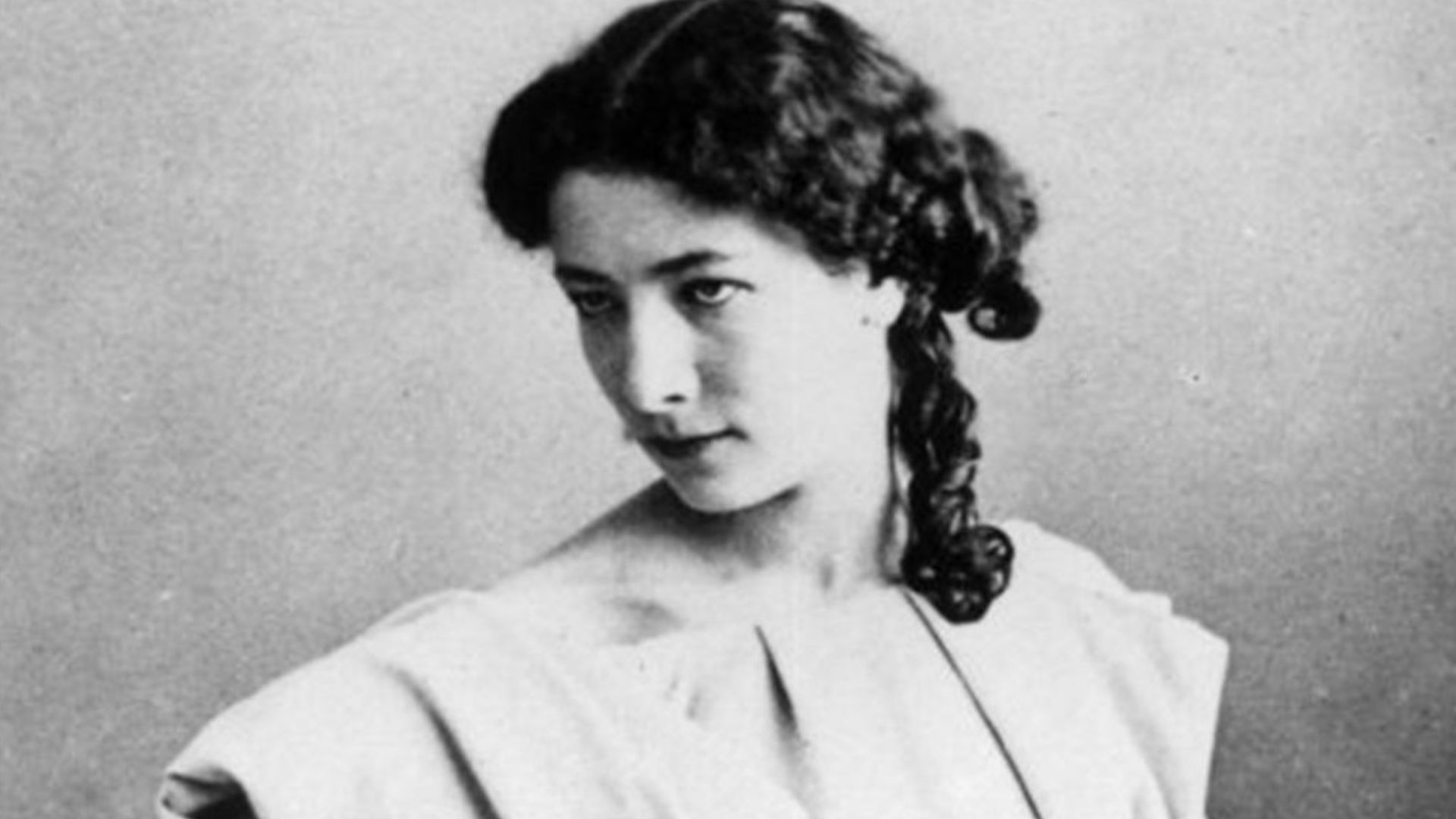 Sarah Bernhardt photographed by Nadar in 1862