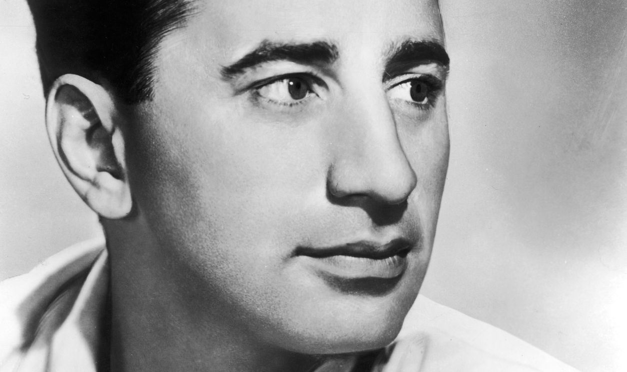 circa 1946: Turkish-born American stage and film director Elia Kazan (1909 - 2003)