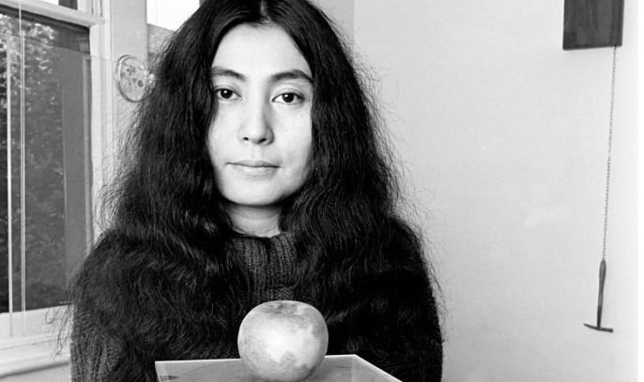 SAN FRANCISCO - 1935: Artist and musician Yoko Ono poses for a portrait with her mother, Isoko, and father, Eisuke, in 1935 when she was 2 and a half years old in San Francisco, California.