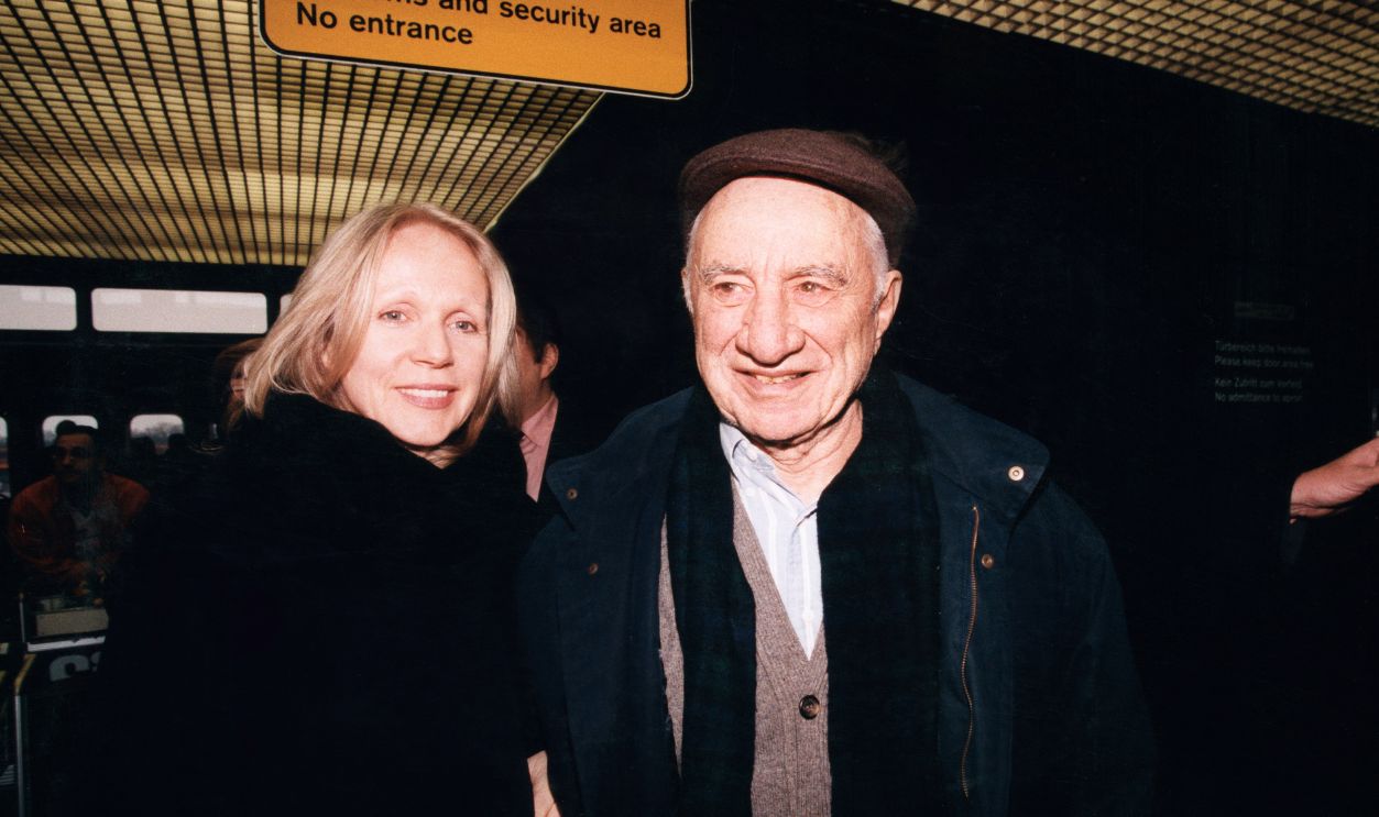(GERMANY OUT) Kazan, Elia *07.09.1909-28.09.2003+Director, writer, USAThree-time Oscar winner- with his wife Barbara Loden- 1996