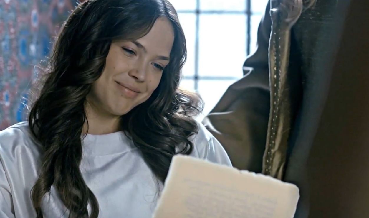 Screenshot from The Crown of the Kings (2018-2024)
