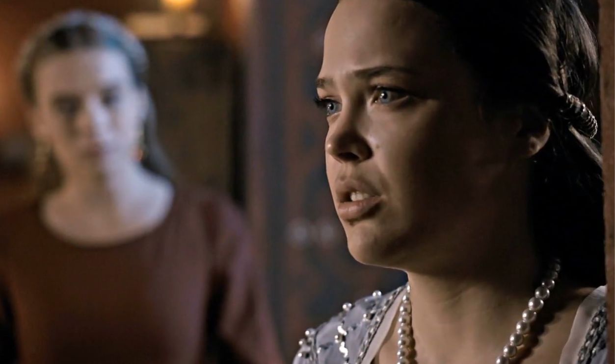 Screenshot from The Crown of the Kings (2018-2024)