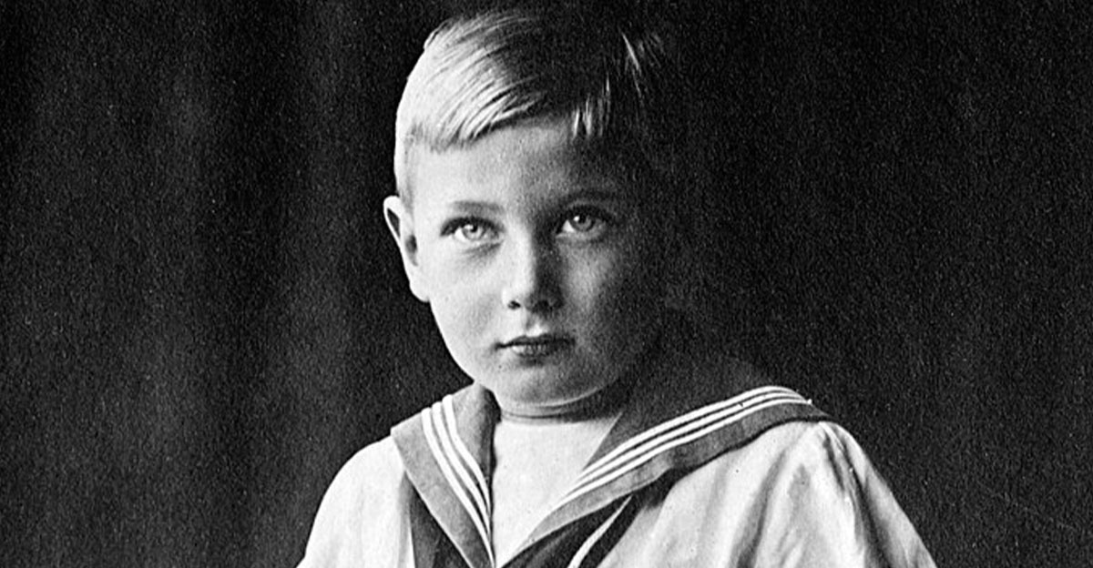 Black and white portrait of Prince John