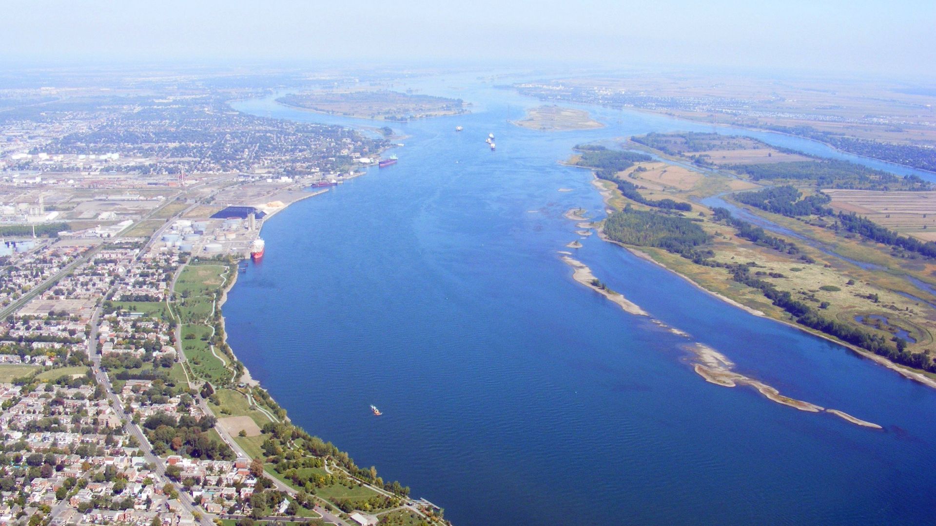 St-Lawrence River (Quebec, Canada) - aerial view