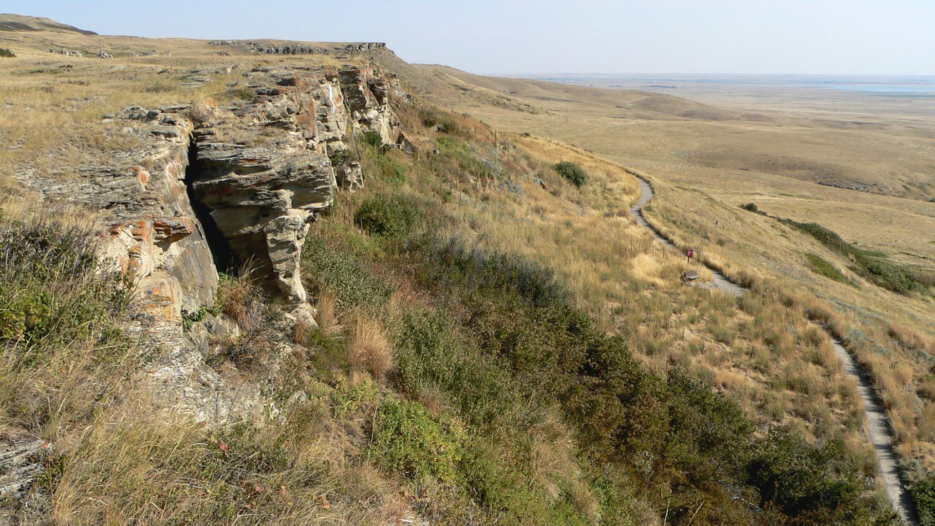 The view north along the top of the cliffs at Head-Smashed-In Buffalo Jump, a World Heritage Site in Alberta, Canada.Photo taken with a Panasonic Lumix DMC-FZ20.
