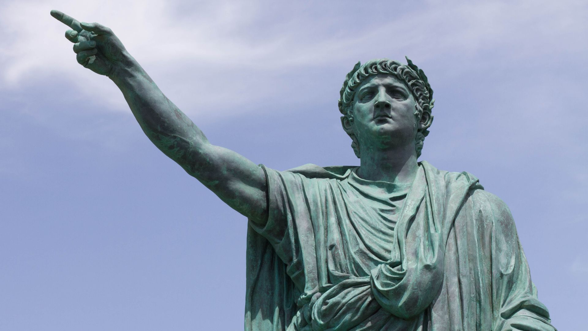 Statue of The Roman Emperor Nero by Claudio Valenti, Anzio (anc. Antium) Italy.