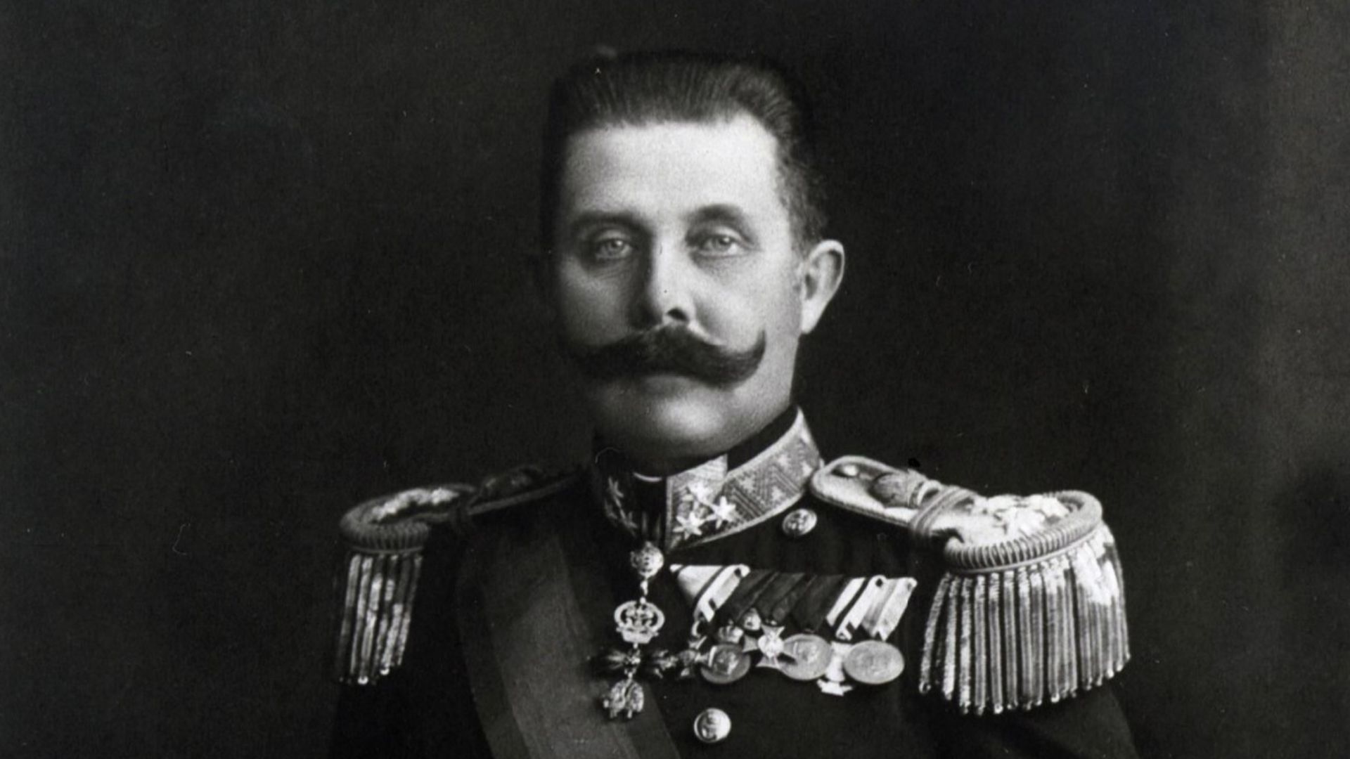 Habsburg–Lotaringiai Ferenc Ferdinánd osztrák–magyar trónörökös ünnepi egyenruhában