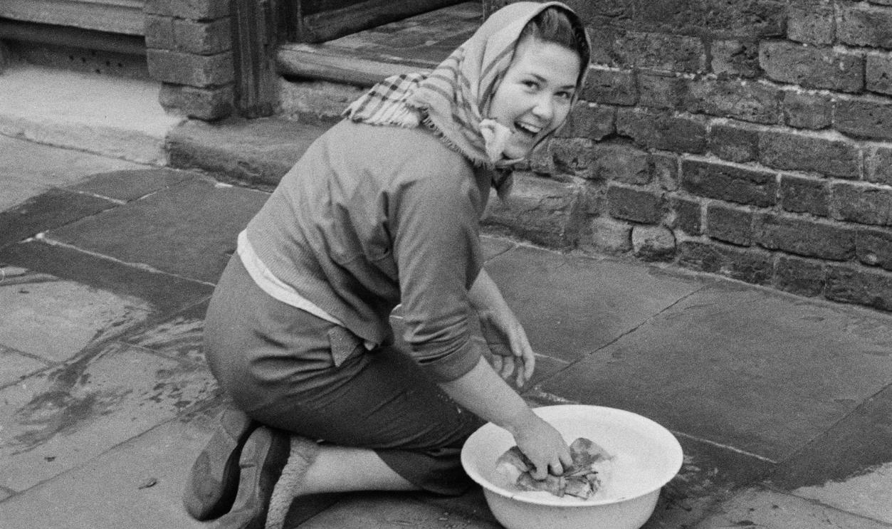  Doorstep Scrubbing