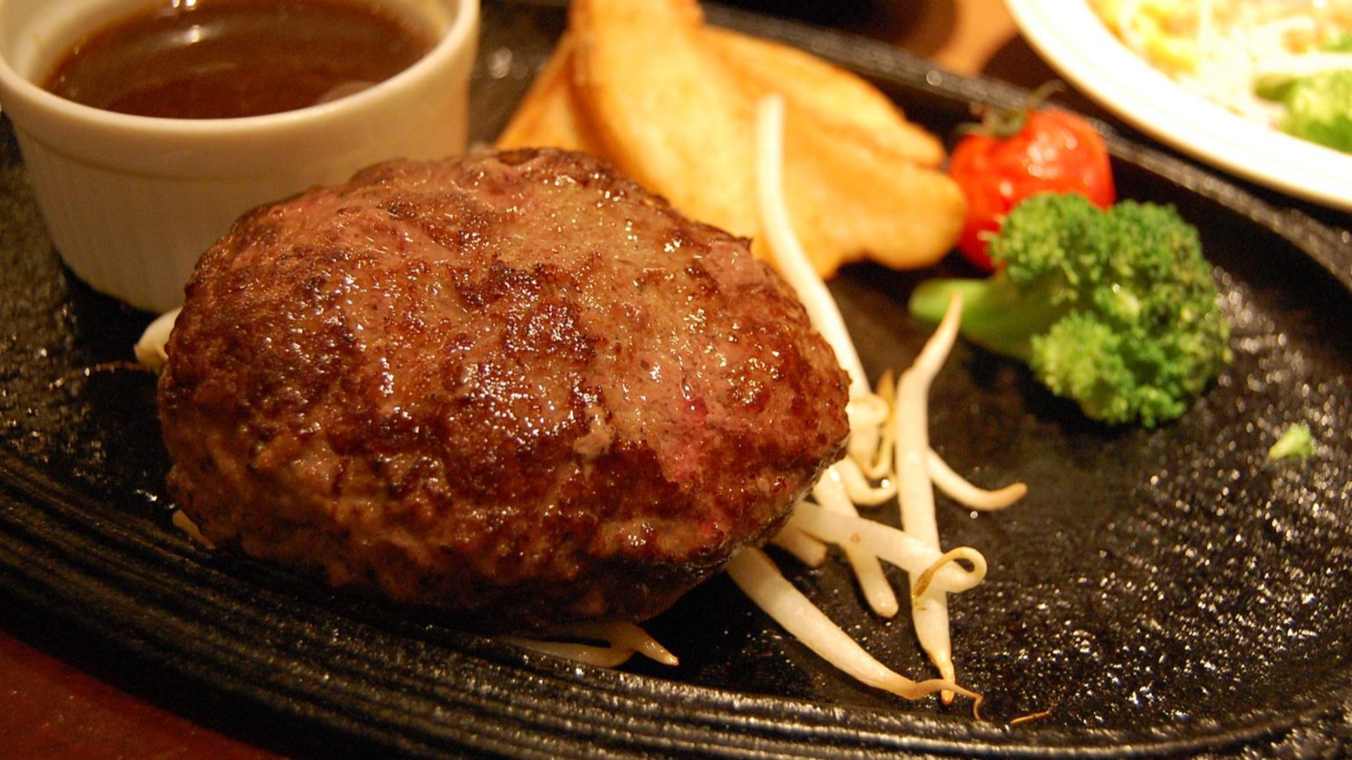 meat yazawa lunch hamburg (Salisbury steak)