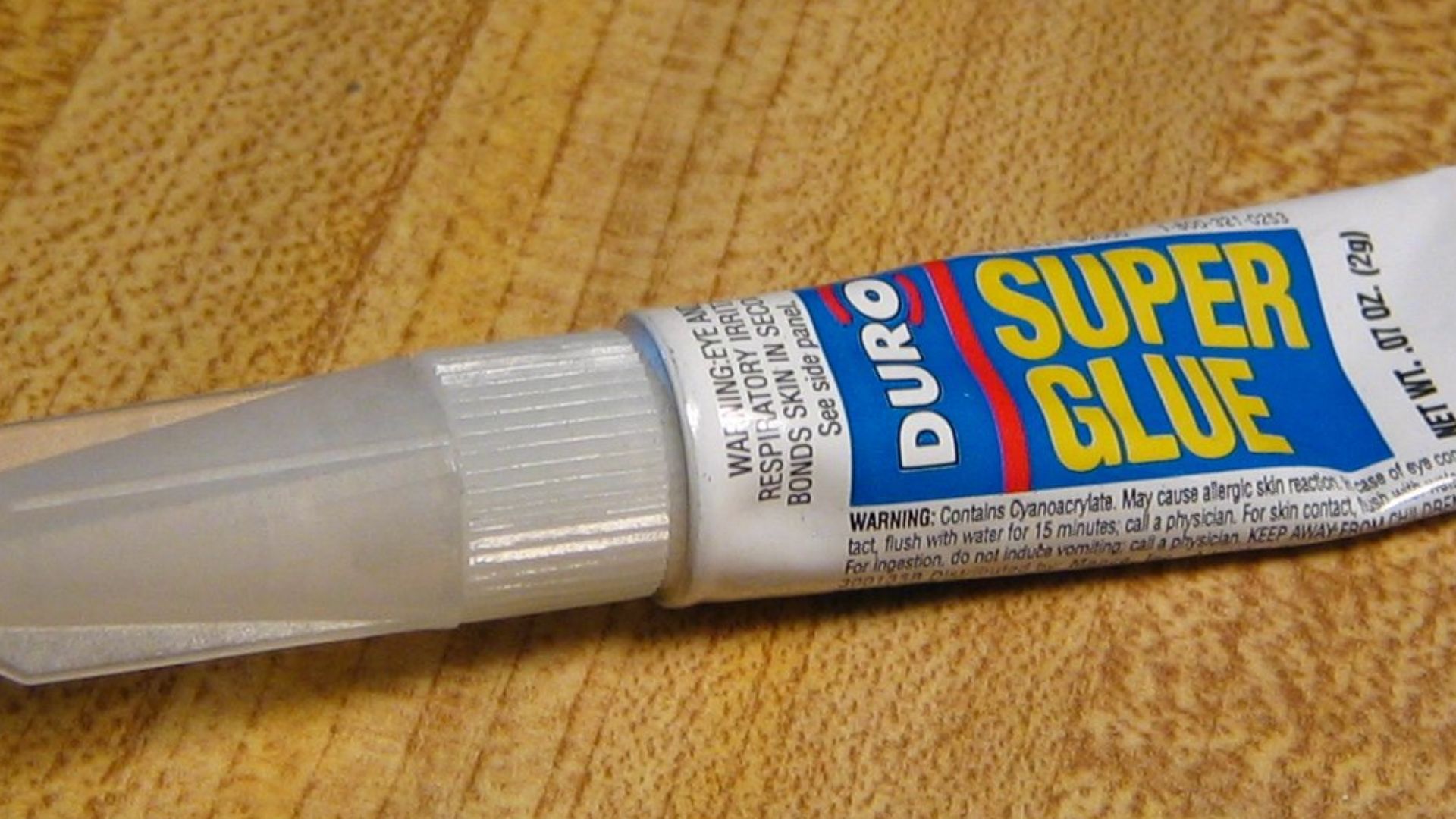File:Super glue.jpg