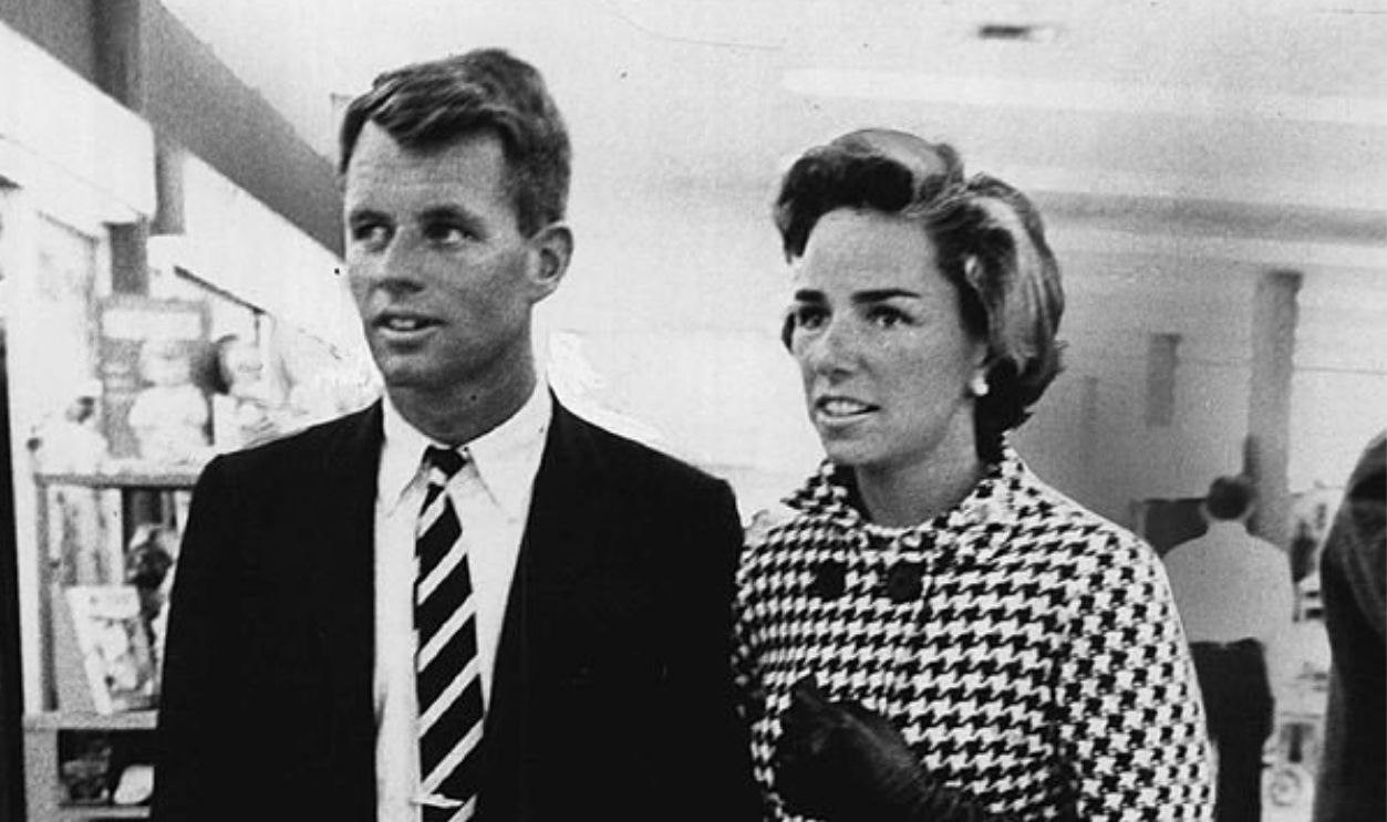1961, OCT 4 1961; Very Few People at Stapleton Field Knew Them; Attorney General Robert F. Kennedy and wife, Ethel.;
