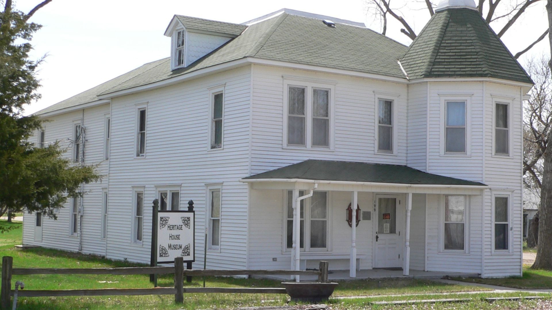 Miller Hotel in Long Pine, Nebraska; seen from the northeast. Also known as the Luehrs Rooming House, the Queen Anne building was constructed in 1895. It is now operated as the Heritage House Museum. The building is listed in the National Register of H