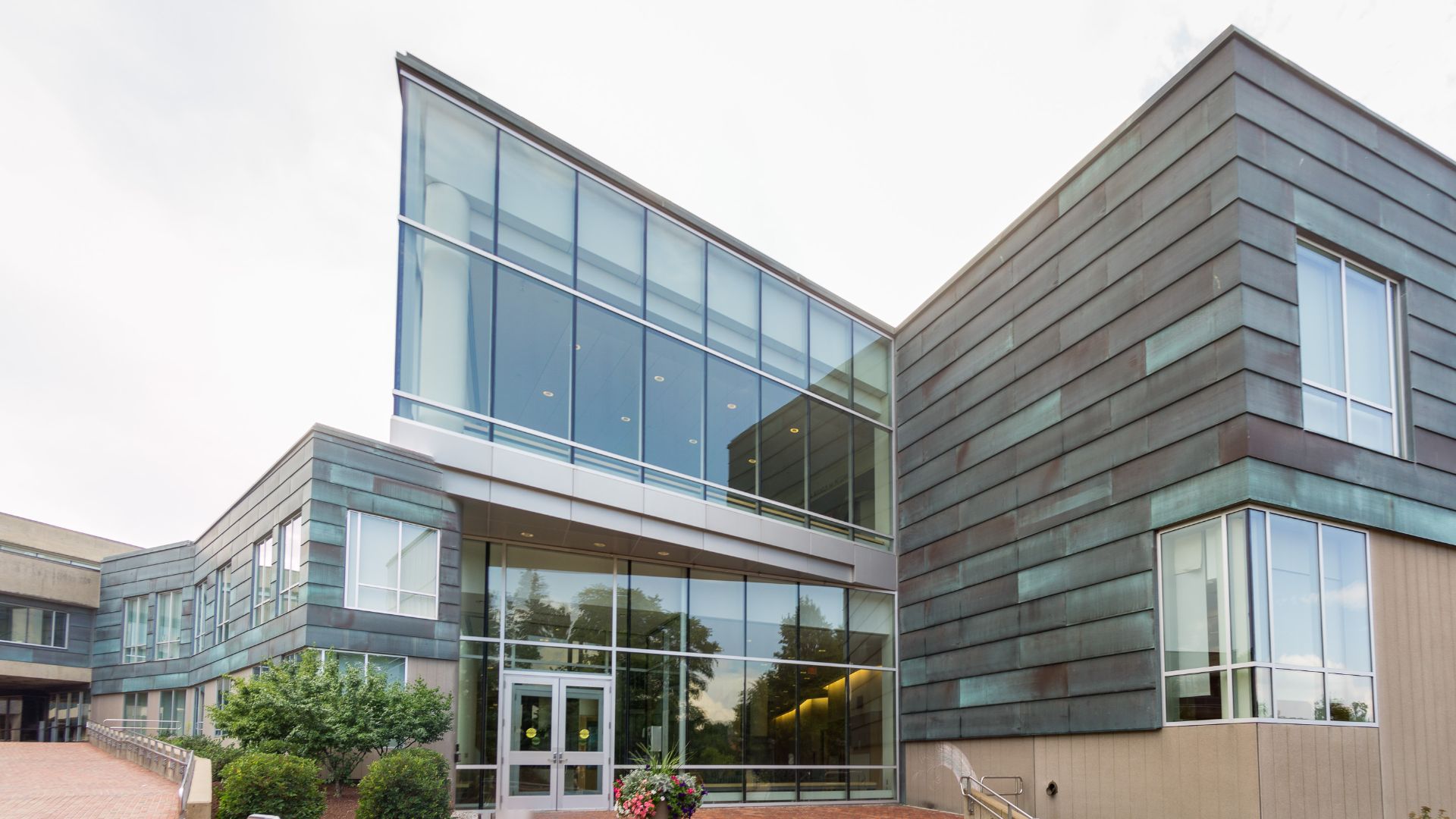 Kirner-Johnson building, Hamilton College NY. Built for Kirkland College in 1972, now part of Hamilton College.