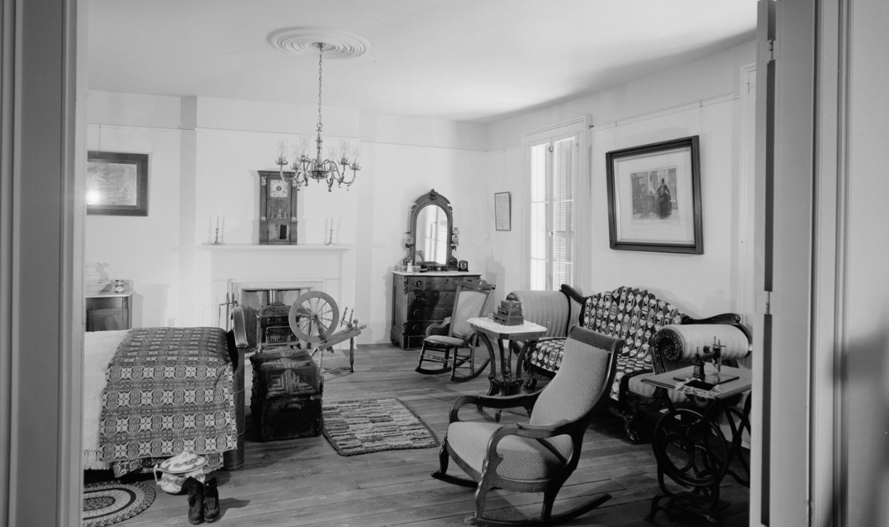SouthBedroomWhaleyHouse