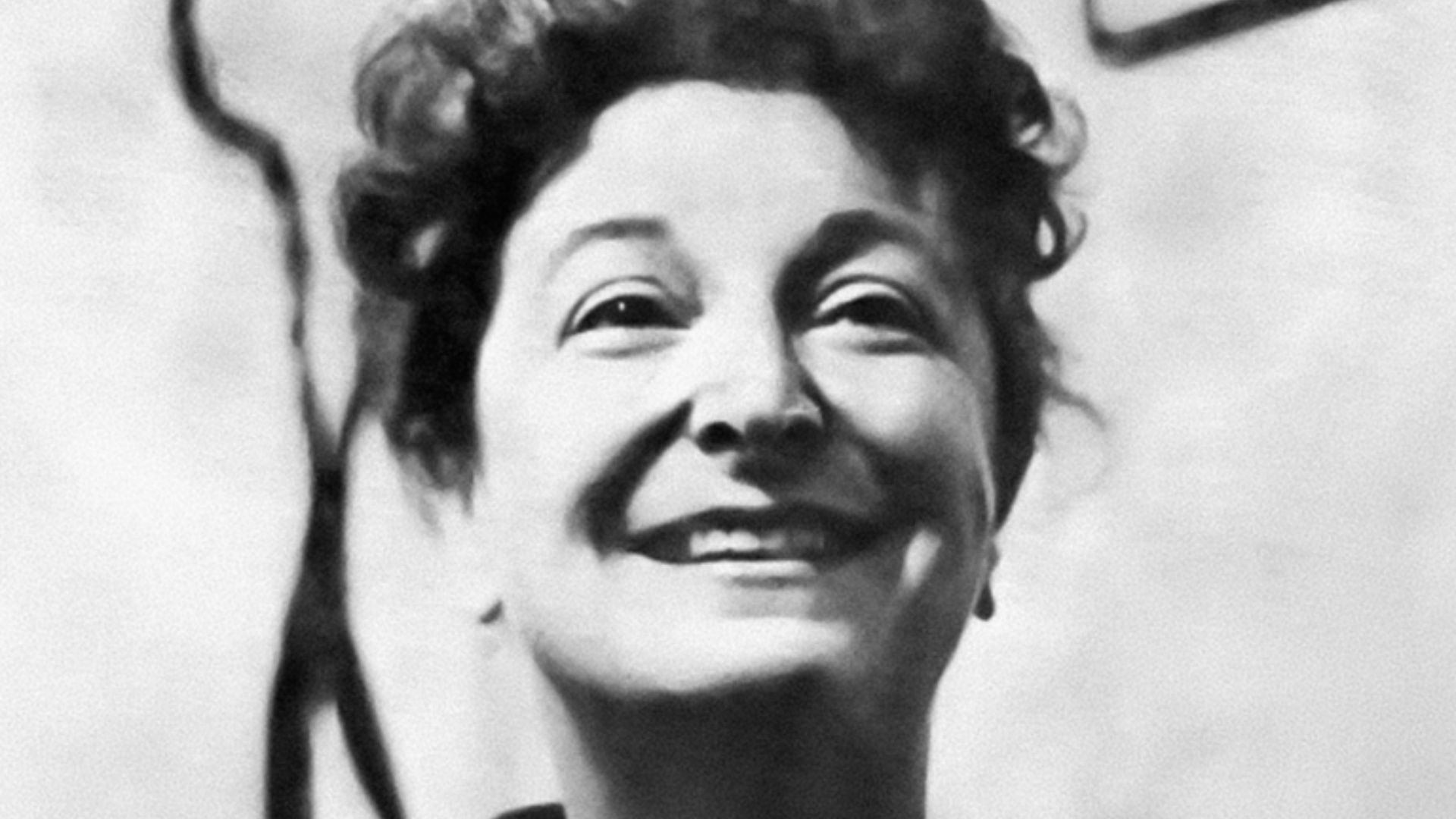 Portrait of American film critic Pauline Kael from the first-edition dust jacket of her 1968 book Kiss Kiss Bang Bang.
